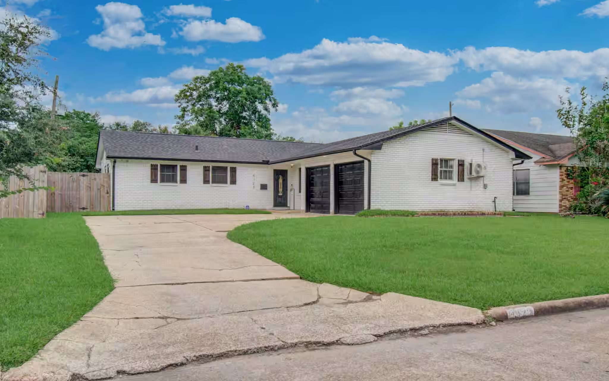 Photo of 4123 Wuthering Heights Drive, Houston, TX 77045