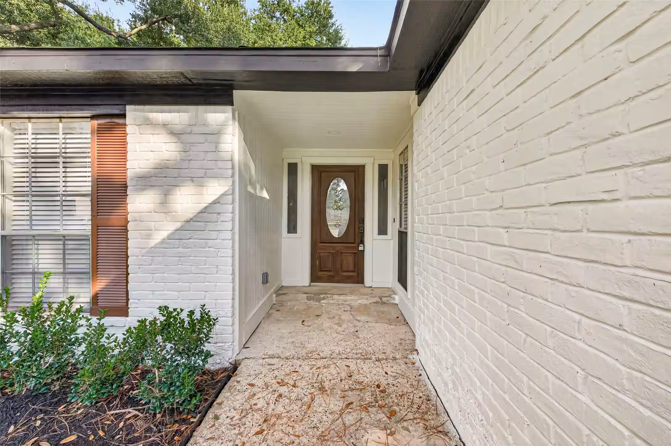 Photo 3 of 23802 Spring Towne Drive, Spring, TX