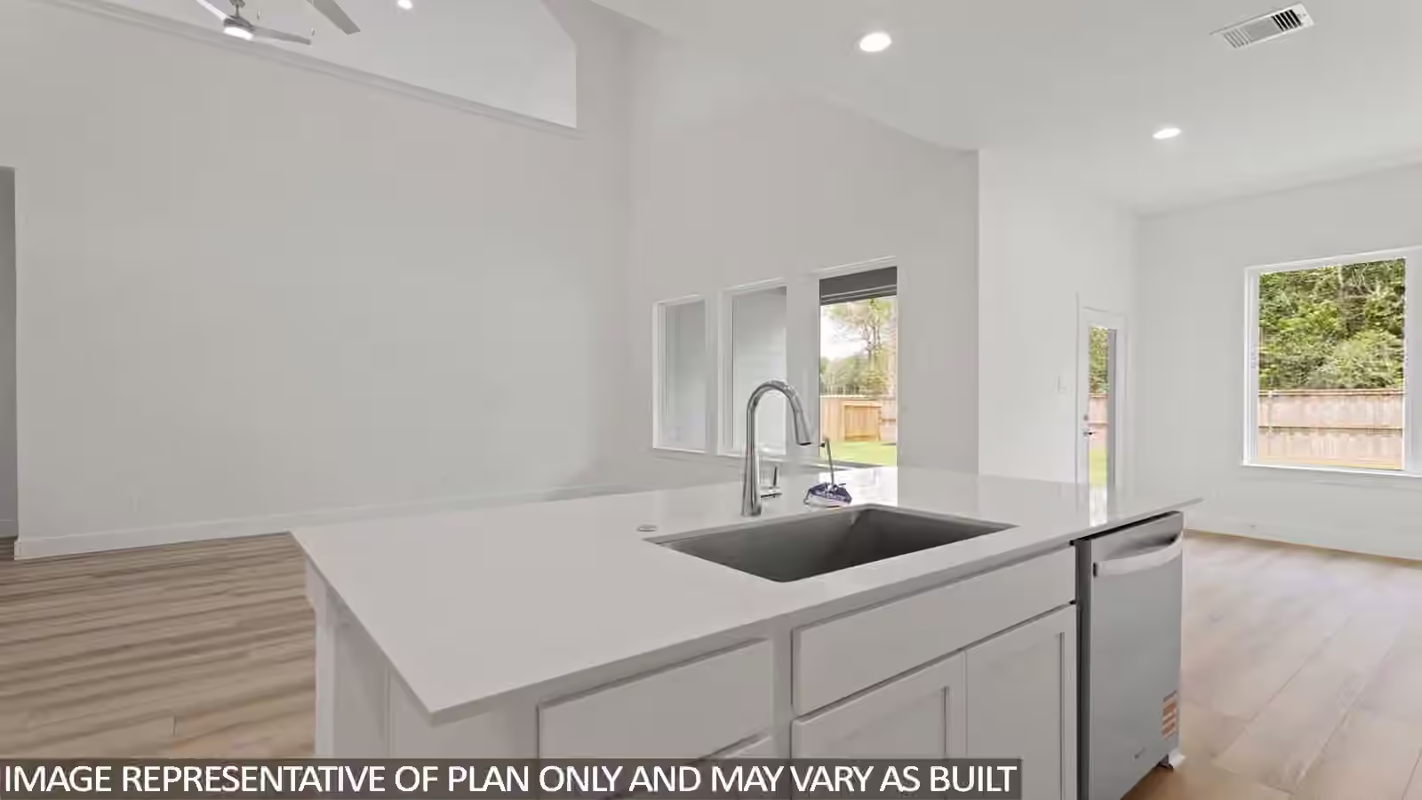 Photo 3 of 1132 Skyline Trails Avenue, Conroe, TX