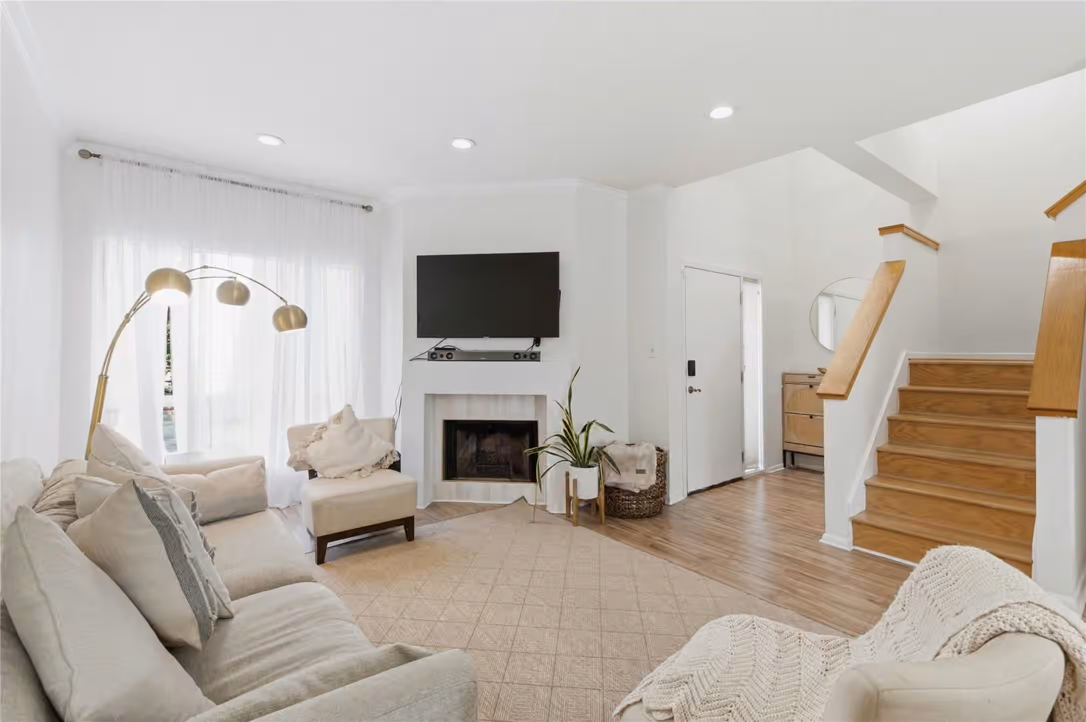 Photo of 2100 Huldy Street 4, Houston, TX 77019