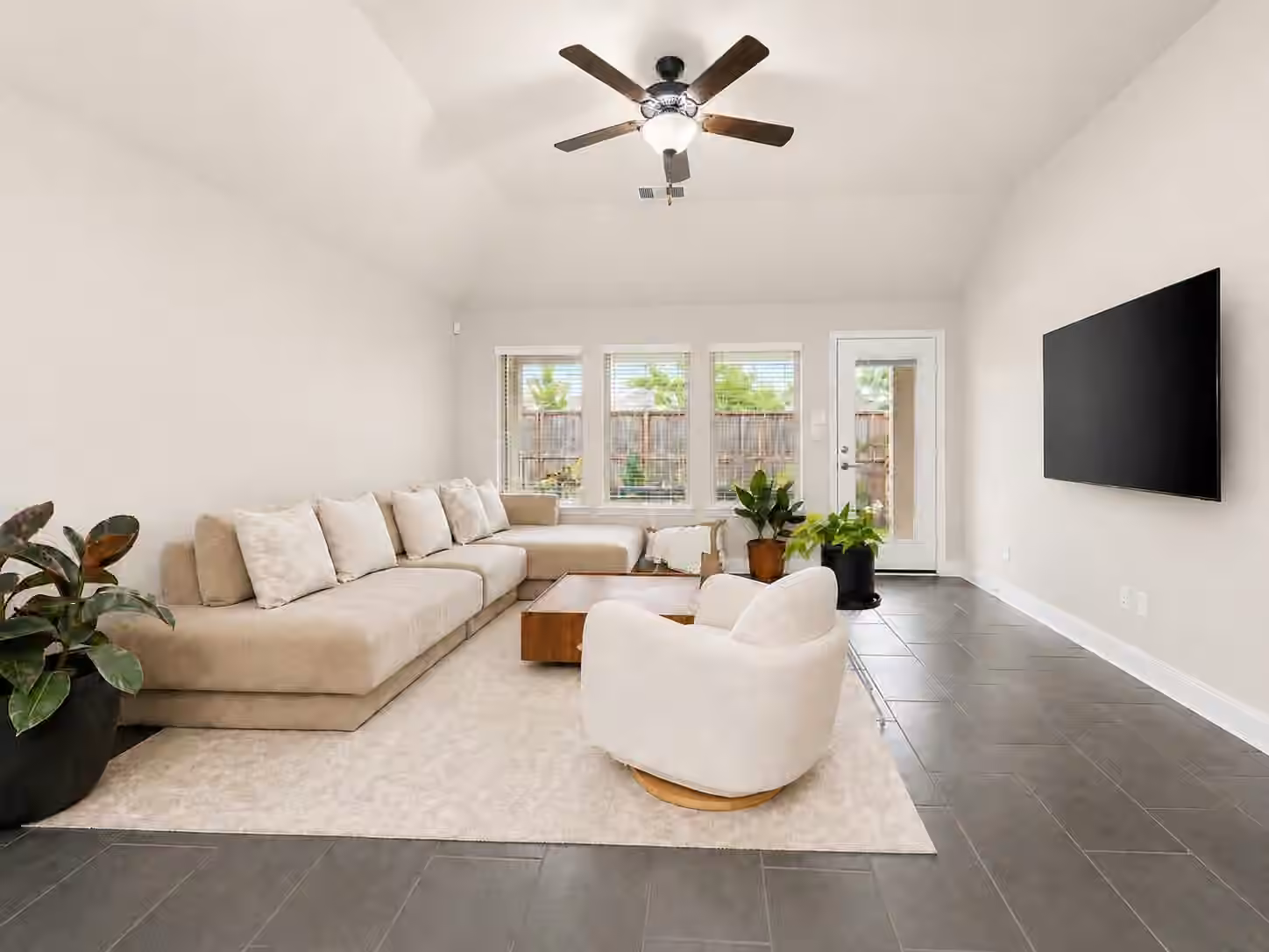 Photo 5 of 854 Sendero Trail, Conroe, TX