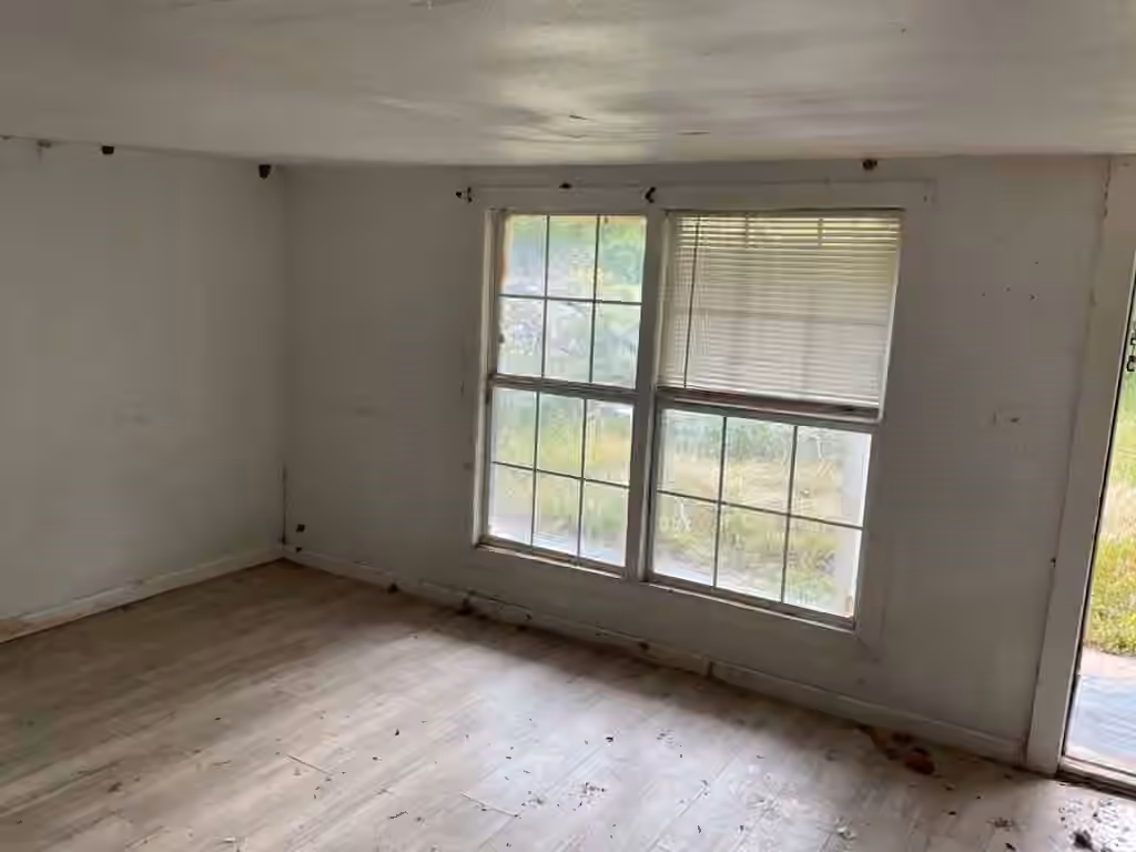 Photo 5 of 2832 County Road 310, Brazoria, TX