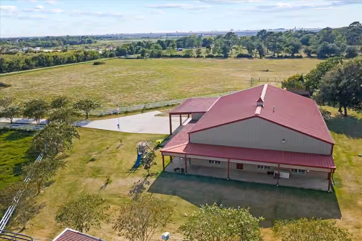 Photo 4 of 15829 FM 2354 Road, Beach City, TX
