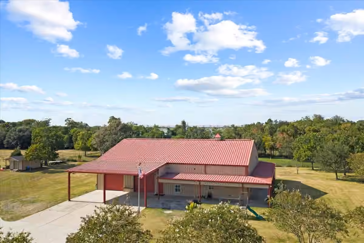 Photo 7 of 15829 FM 2354 Road, Beach City, TX