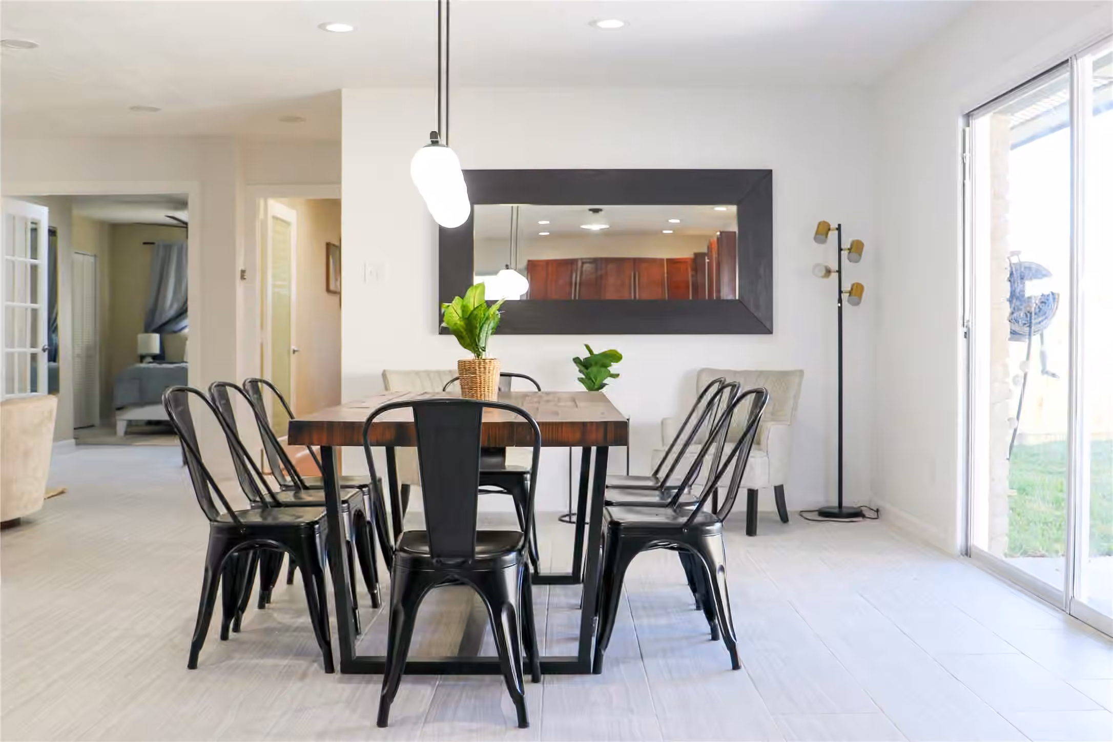 Photo 4 of 3007 Larknolls Ln, Houston, TX
