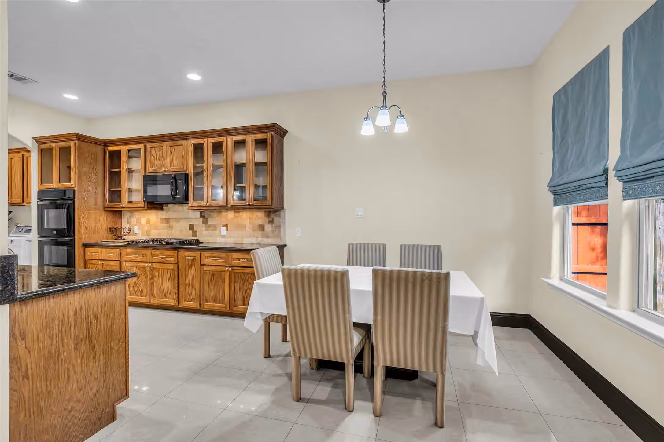 Photo 7 of 7106 Japonica Street, Houston, TX