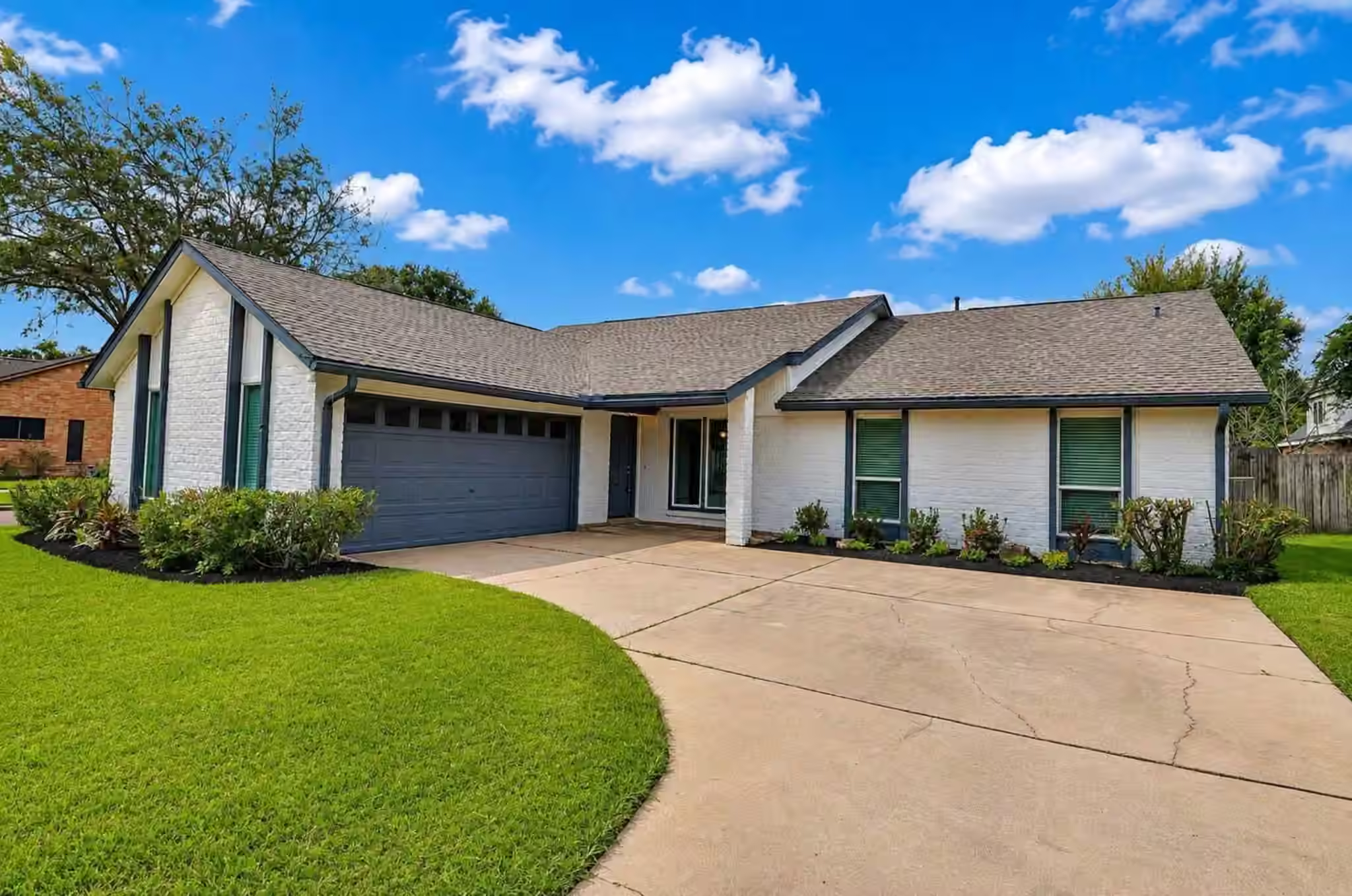 Photo 5 of 2903 PEPPERWOOD, Sugar Land, TX