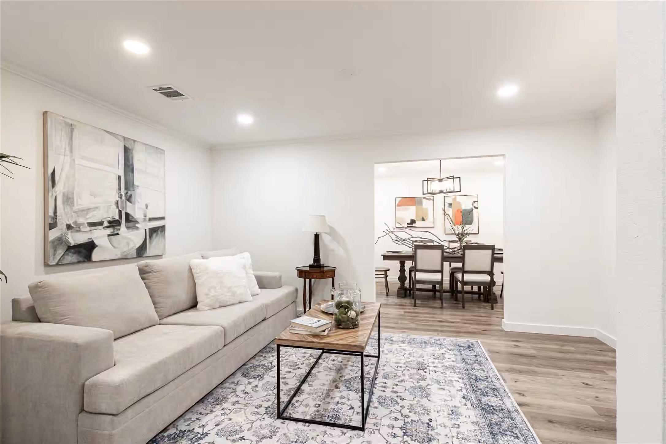 Photo 7 of 12211 Appleby Drive, Houston, TX