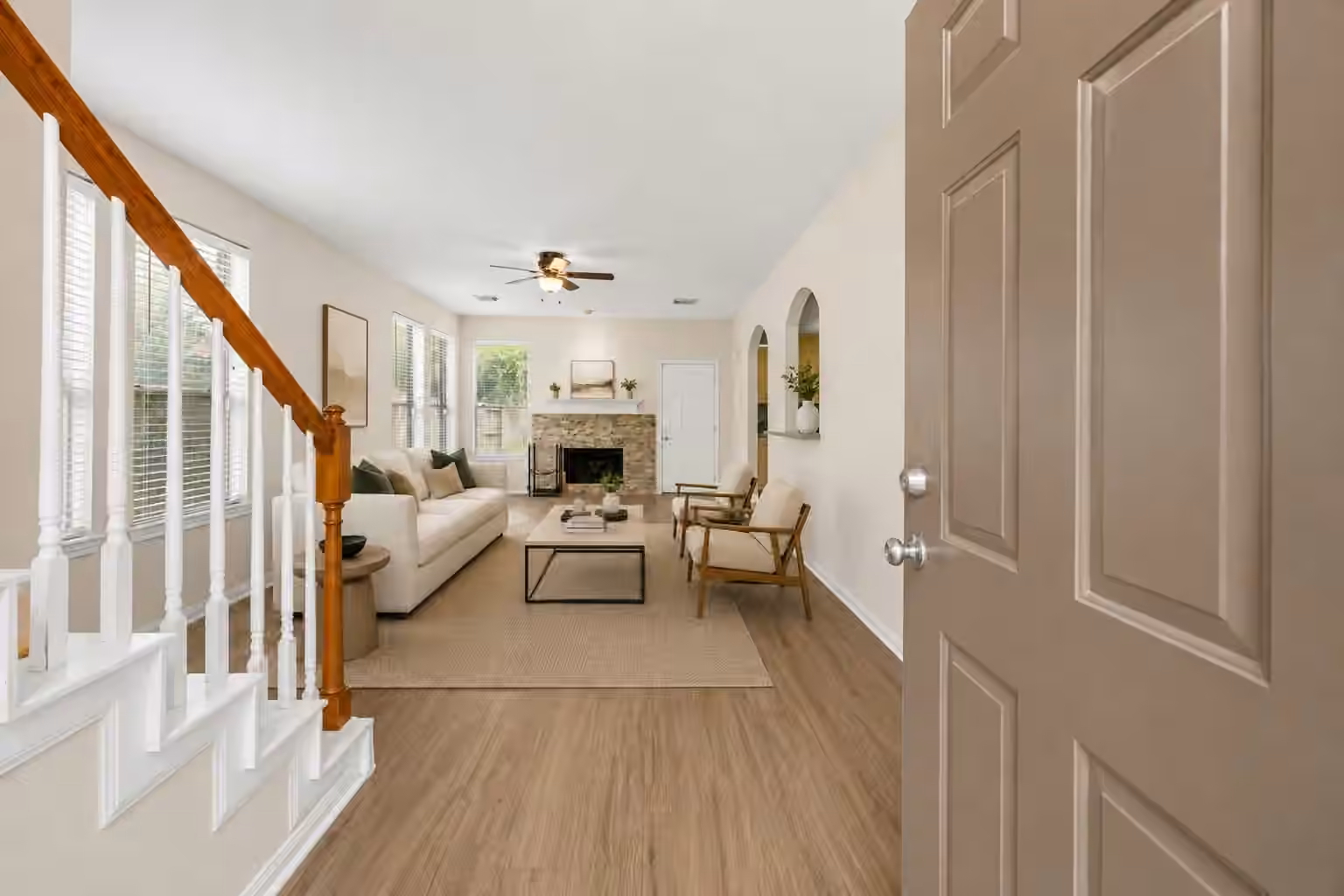 Photo 2 of 17027 Gleneviss Drive, Houston, TX