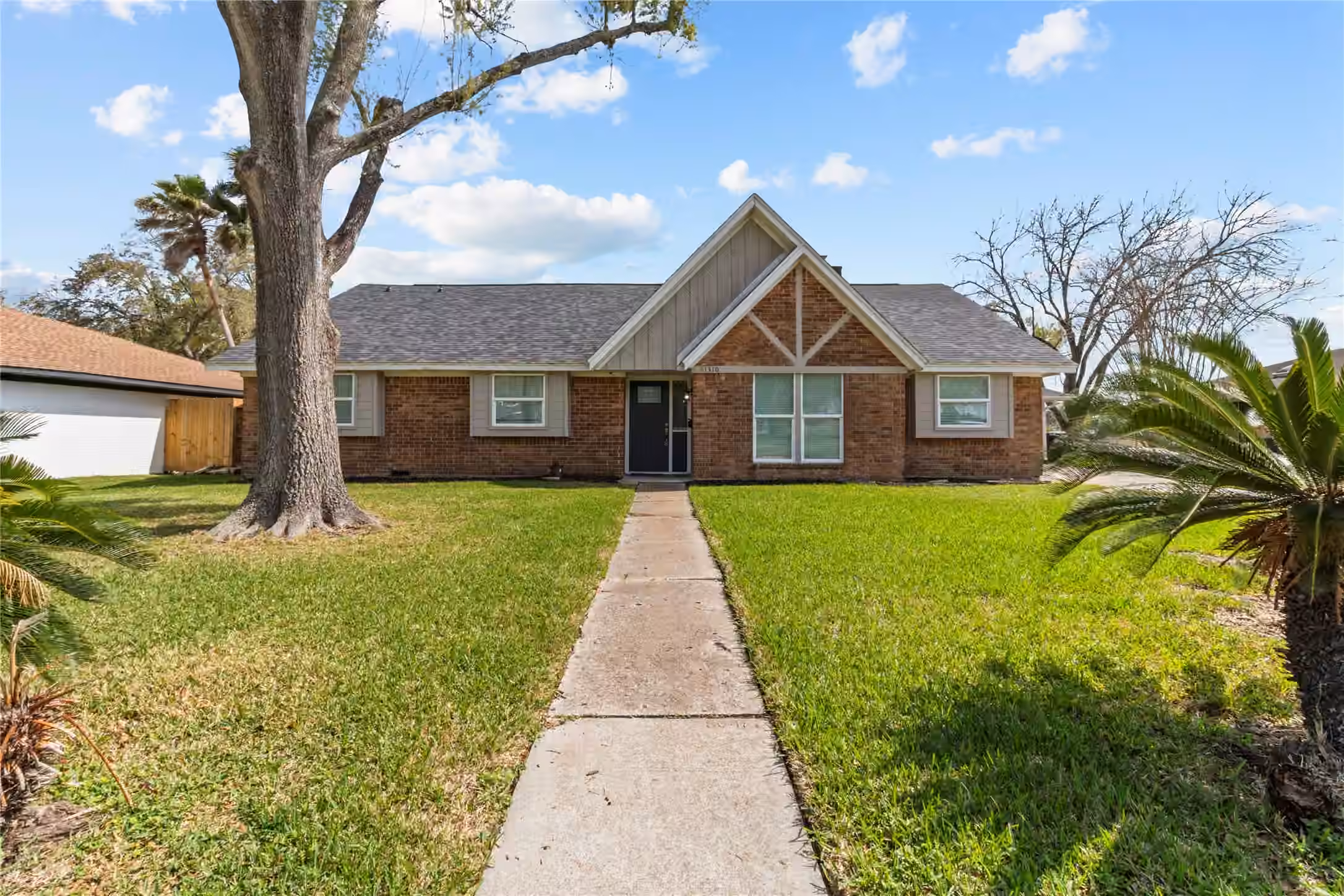 Photo of 1310 El Dorado Boulevard, Houston, TX