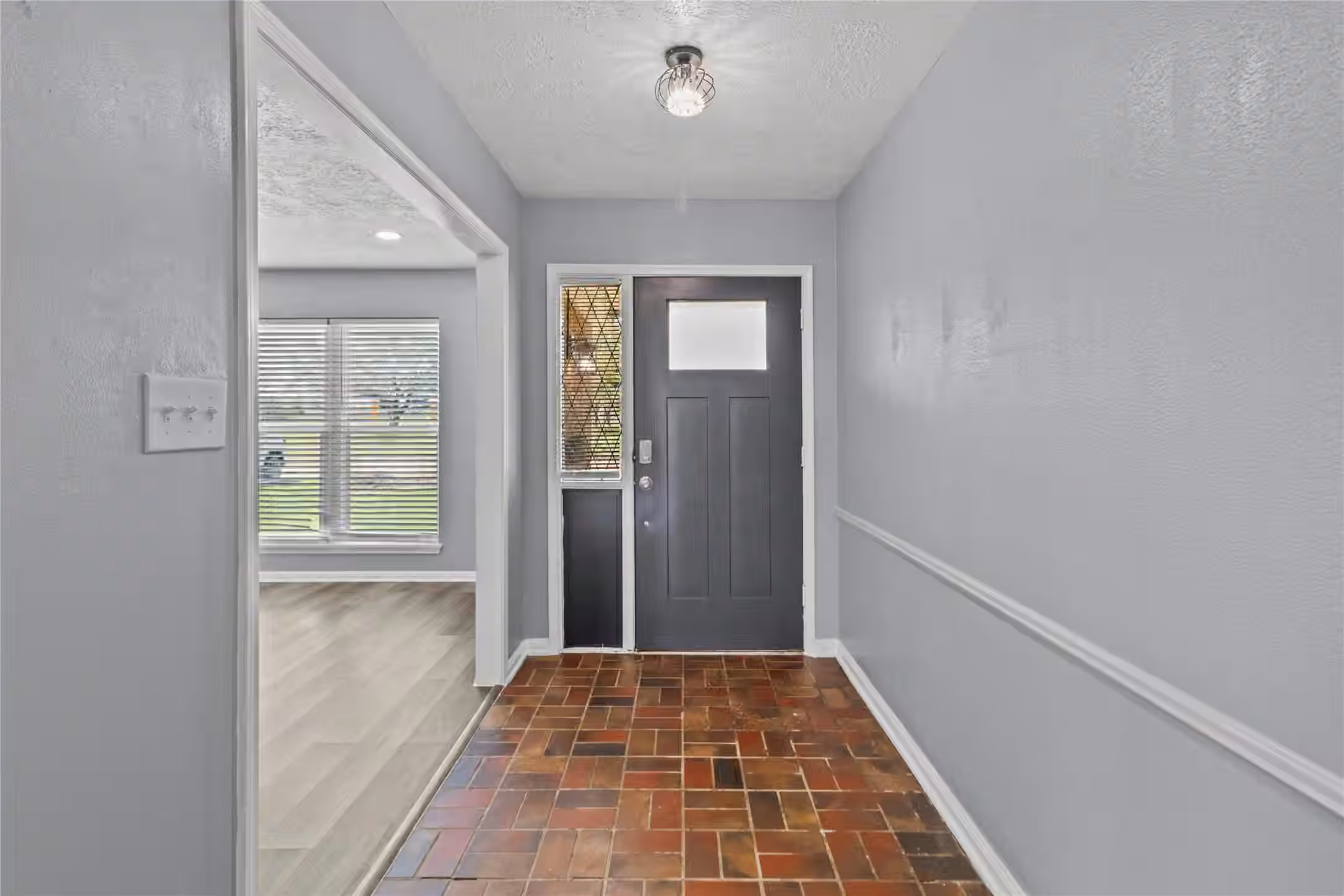 Photo 4 of 1310 El Dorado Boulevard, Houston, TX