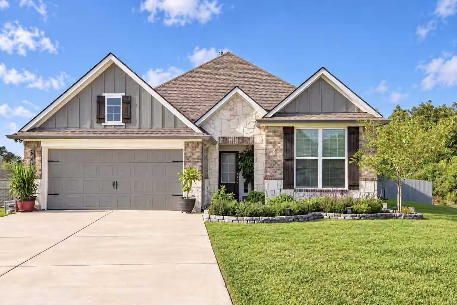 Photo of 2062 Winepress Road, Brenham, TX 77833