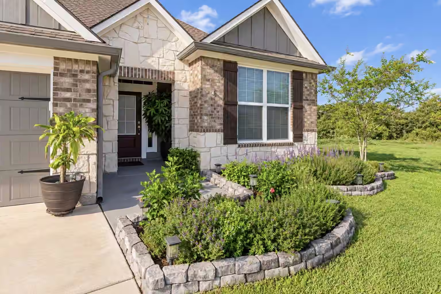 Photo 3 of 2062 Winepress Road, Brenham, TX