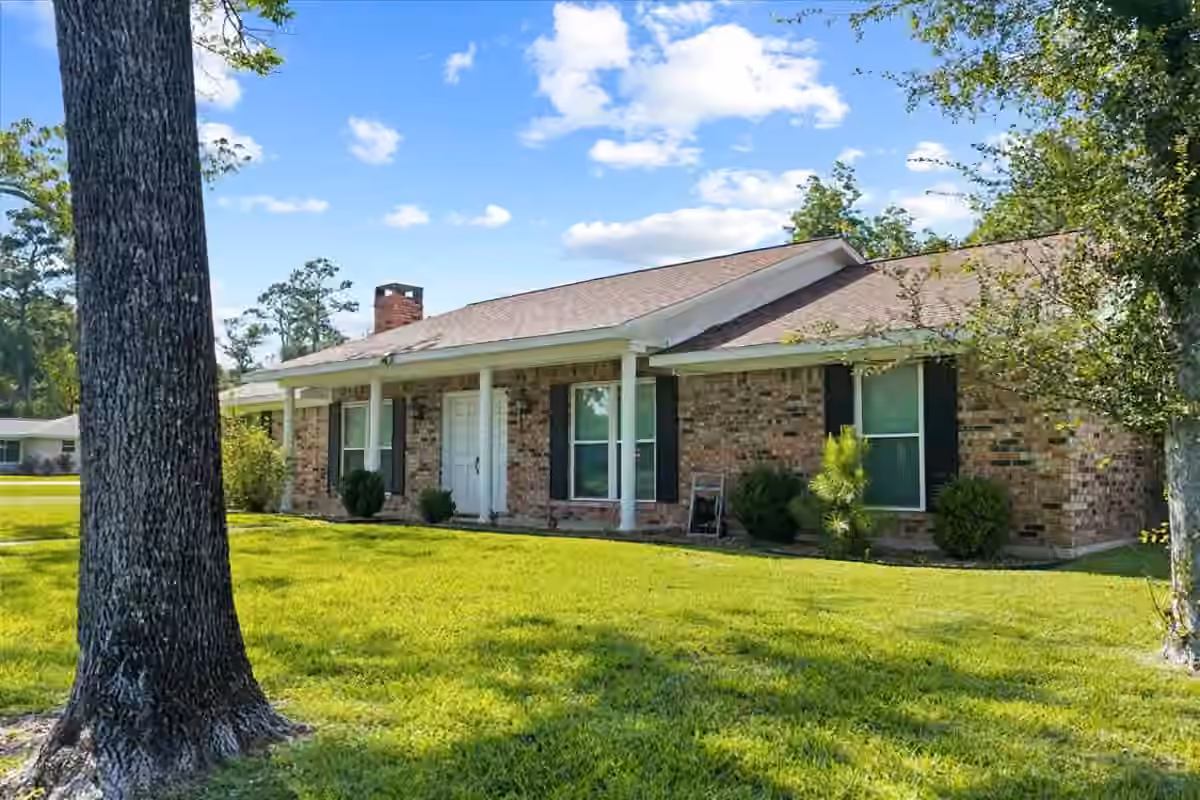 Photo 3 of 3603 Fleming Drive, Baytown, TX