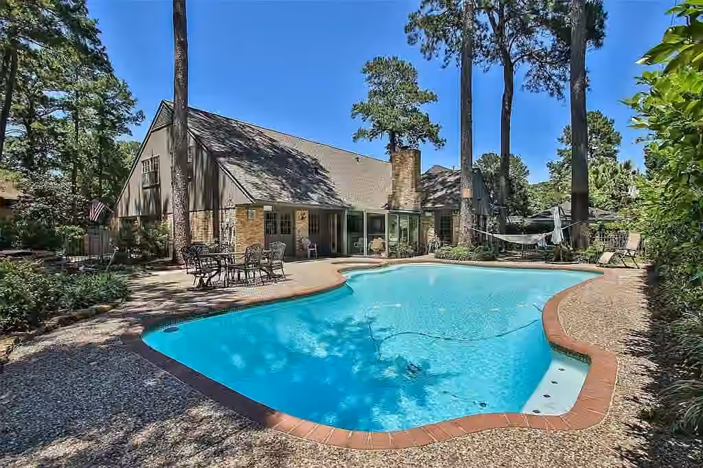Photo 3 of 1907 Corral Drive, Houston, TX