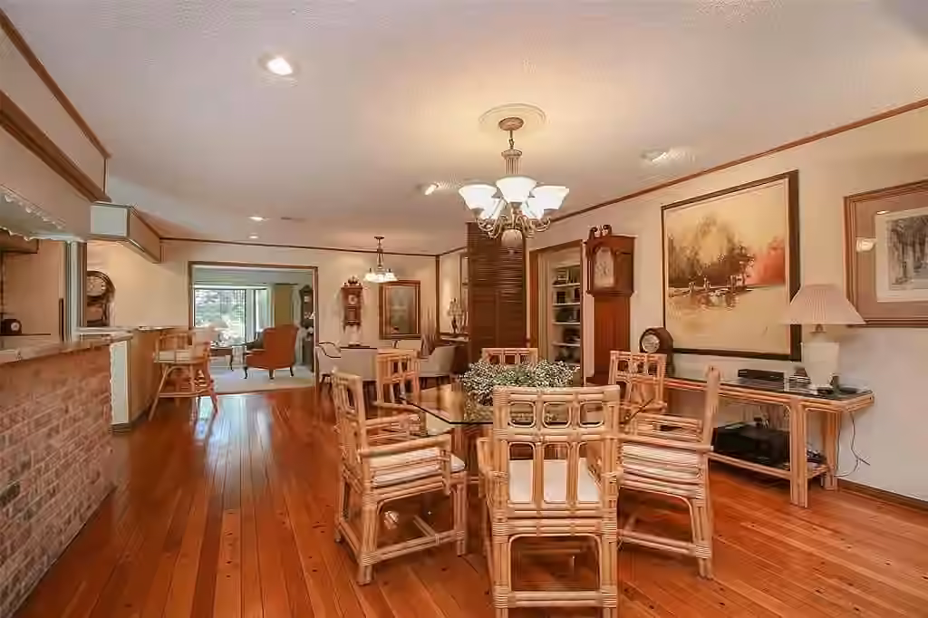 Photo 7 of 1907 Corral Drive, Houston, TX