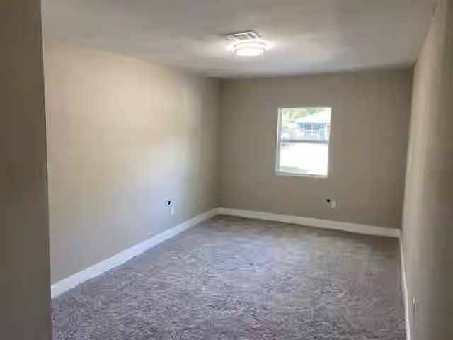 Photo 5 of 5258 Burma Road, Houston, TX