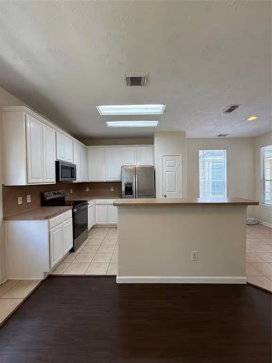 Photo 7 of 3139 Atherton Canyon Lane, Houston, TX