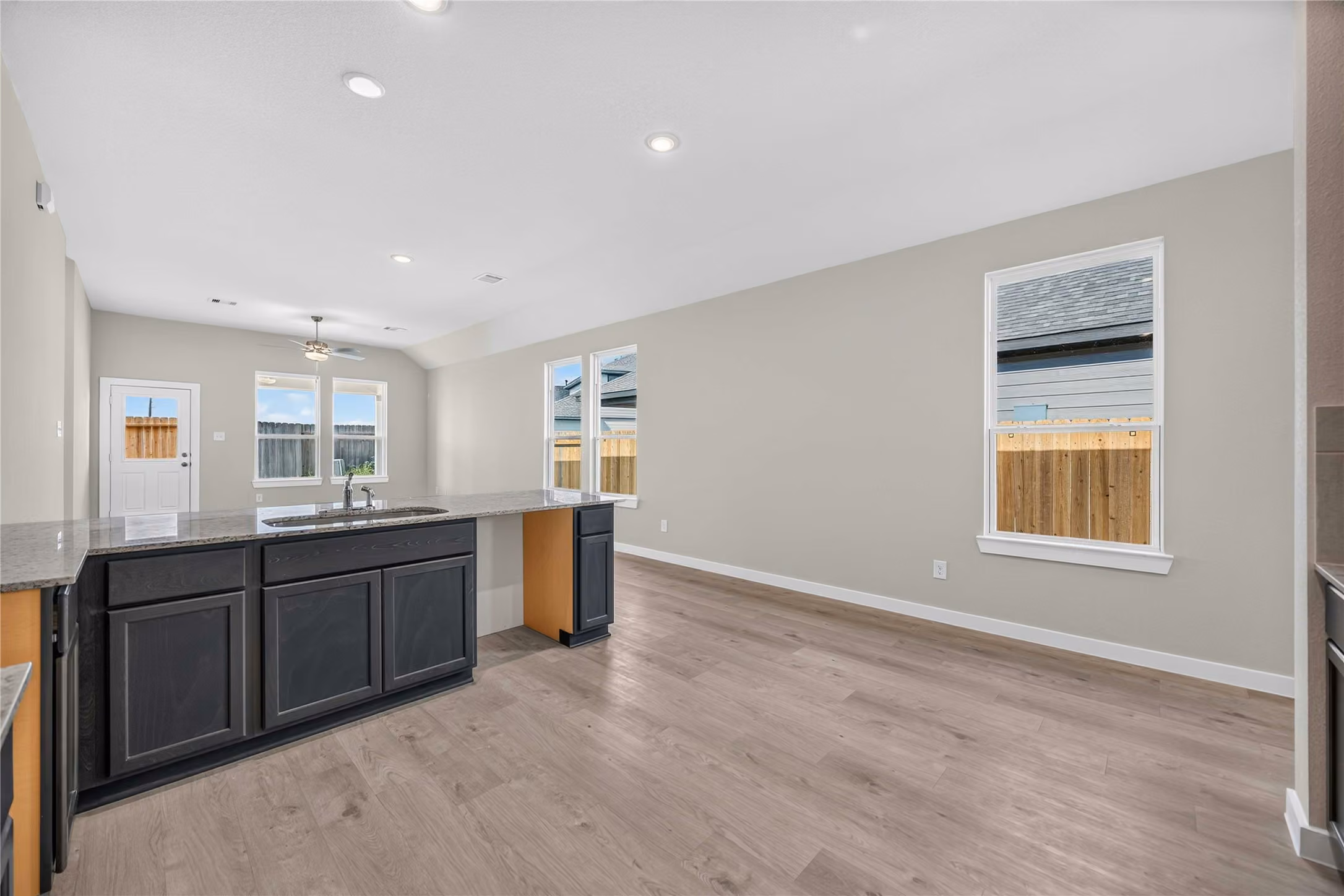 Photo 4 of 3066 Arrowwood Drive, Brookshire, TX