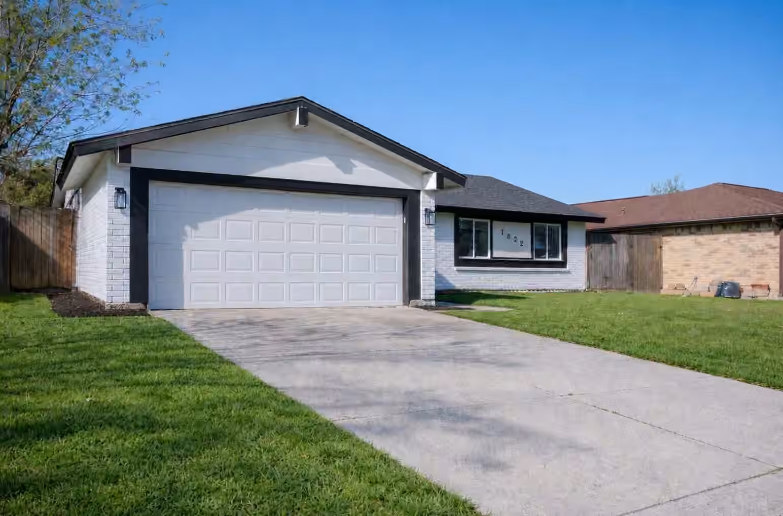 Photo 3 of 7622 Westbank Avenue, Houston, TX