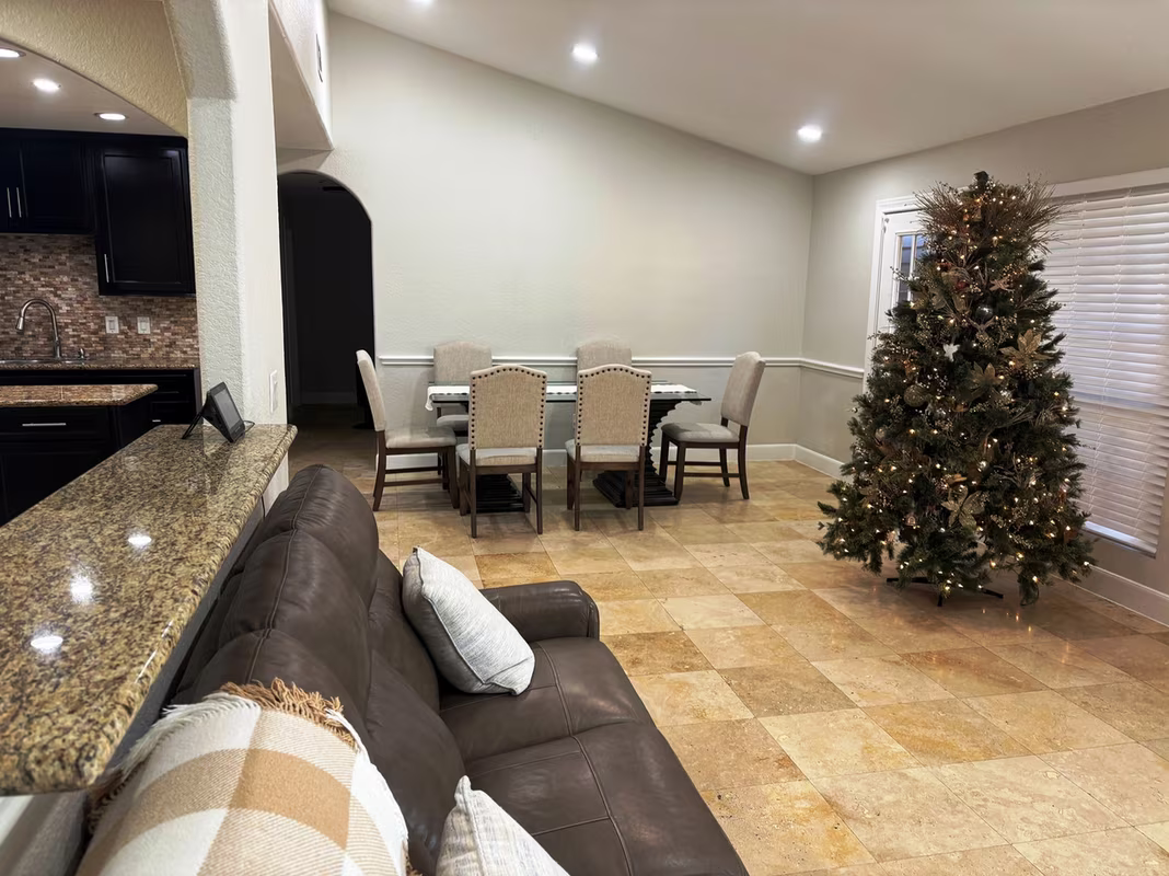 Photo 7 of 6352 Glenhagen Drive, Houston, TX