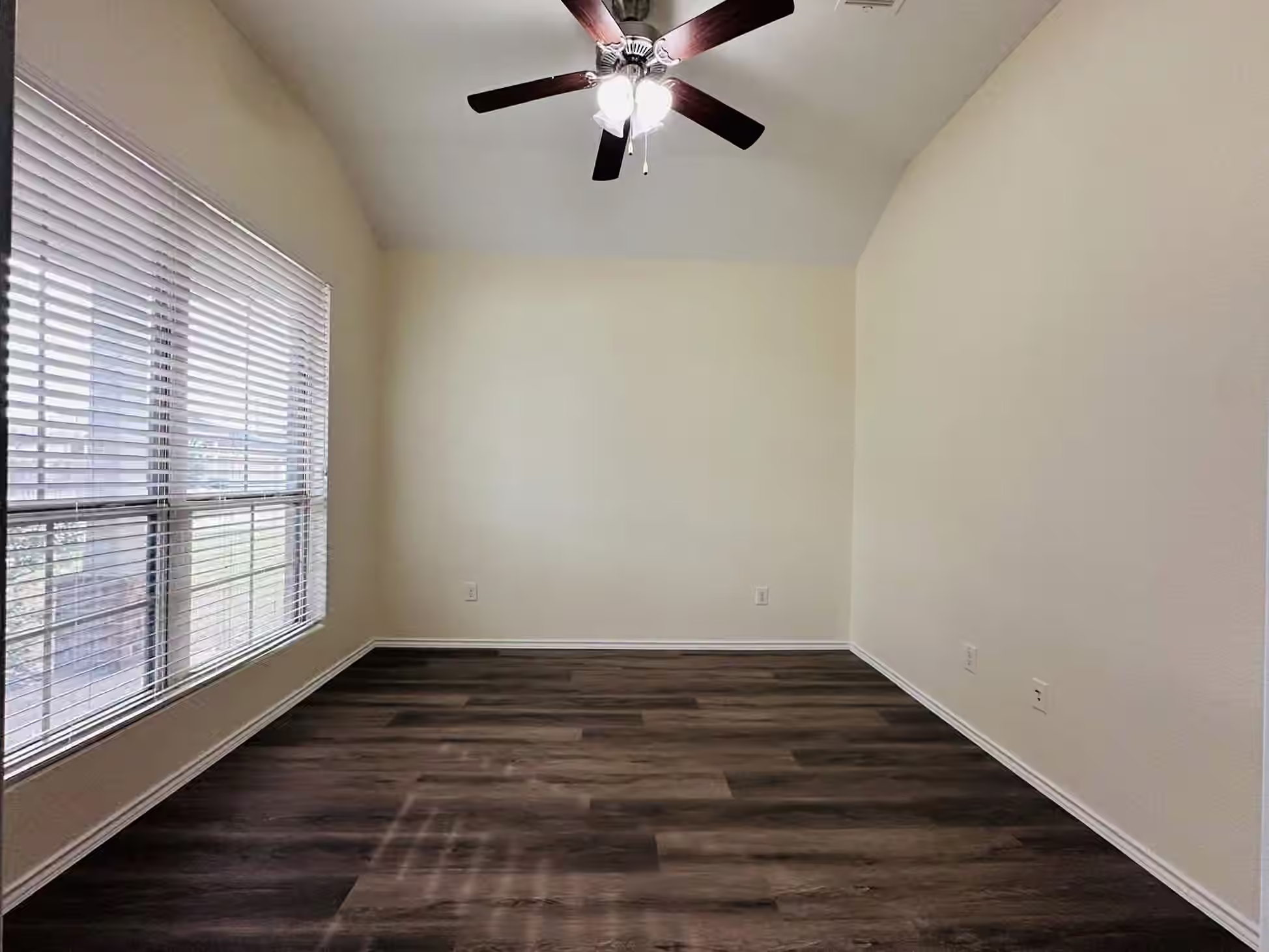 Photo 2 of 5402 Roaring Peaks Lane, Katy, TX