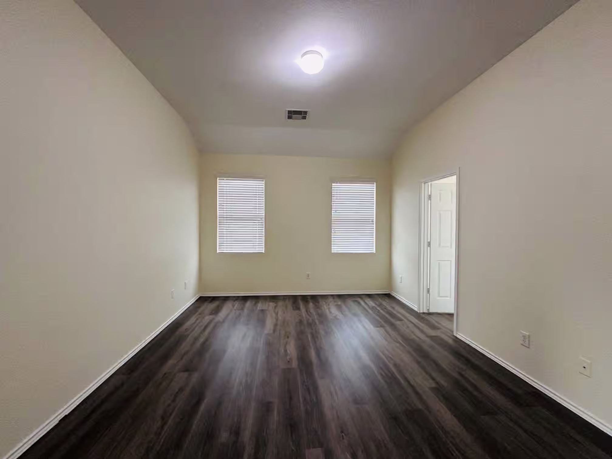 Photo 6 of 5402 Roaring Peaks Lane, Katy, TX