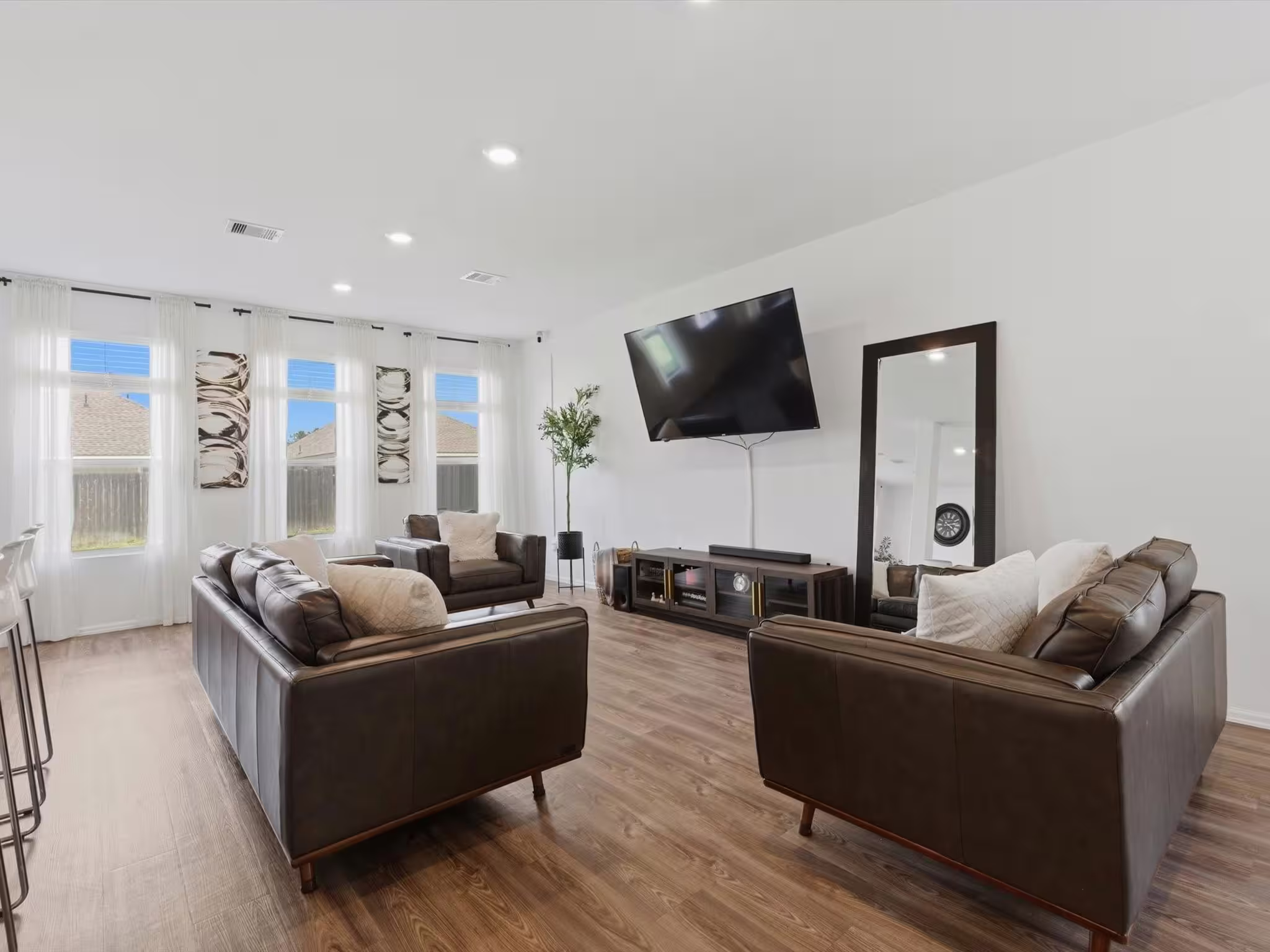 Photo 6 of 6215 Russett Elm Court, Houston, TX