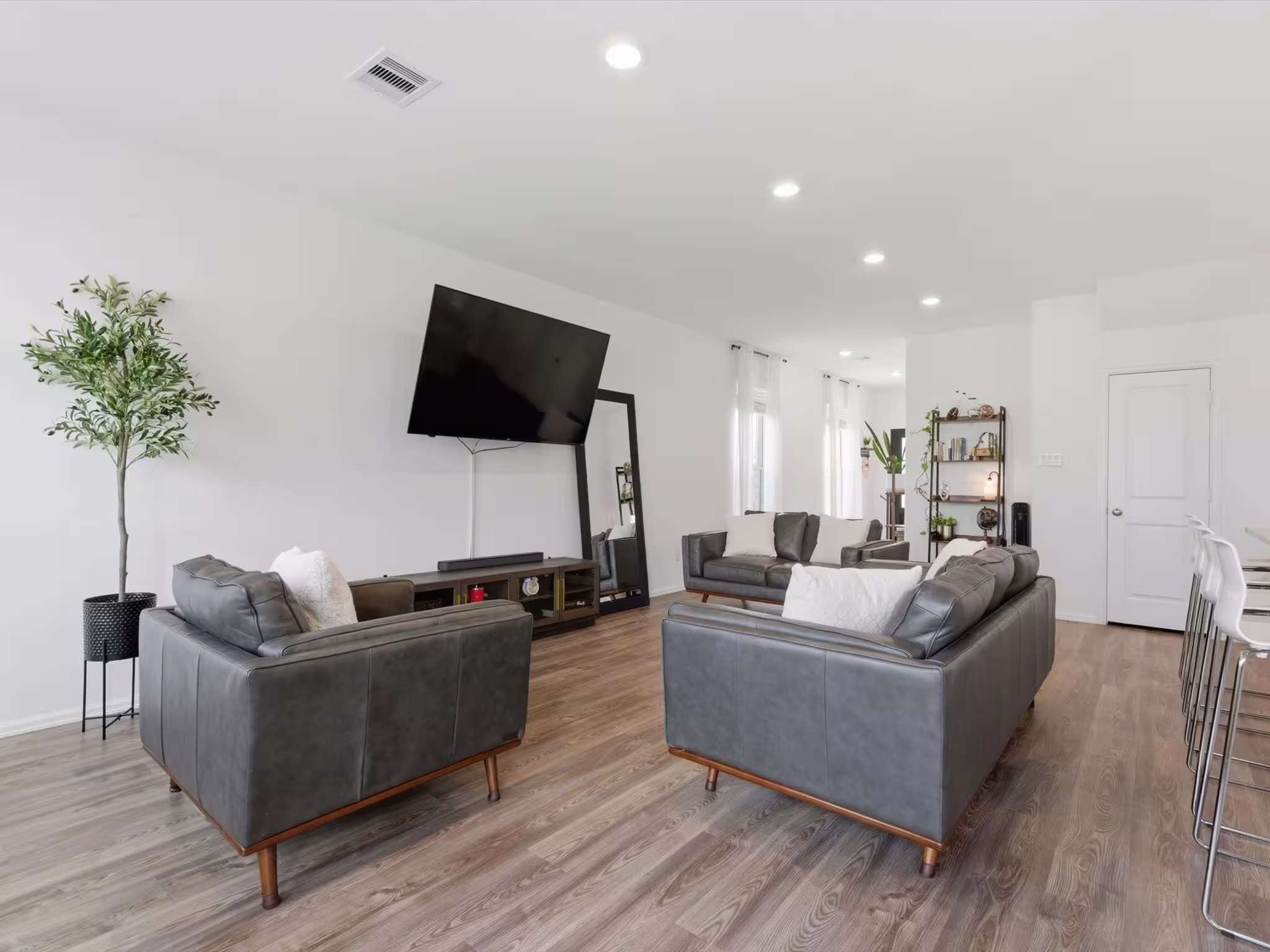 Photo 7 of 6215 Russett Elm Court, Houston, TX