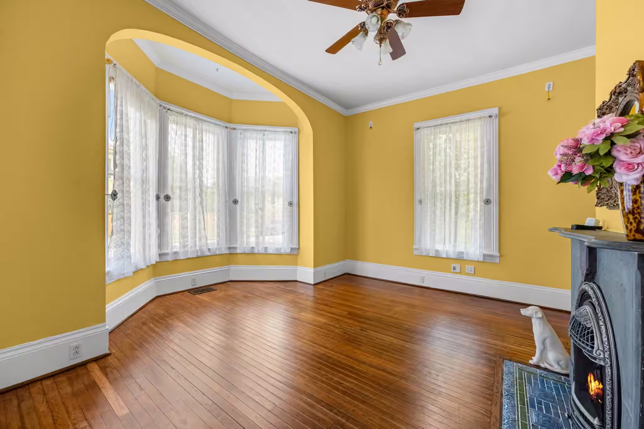 Photo 6 of 1301 Broadway Street, Galveston, TX