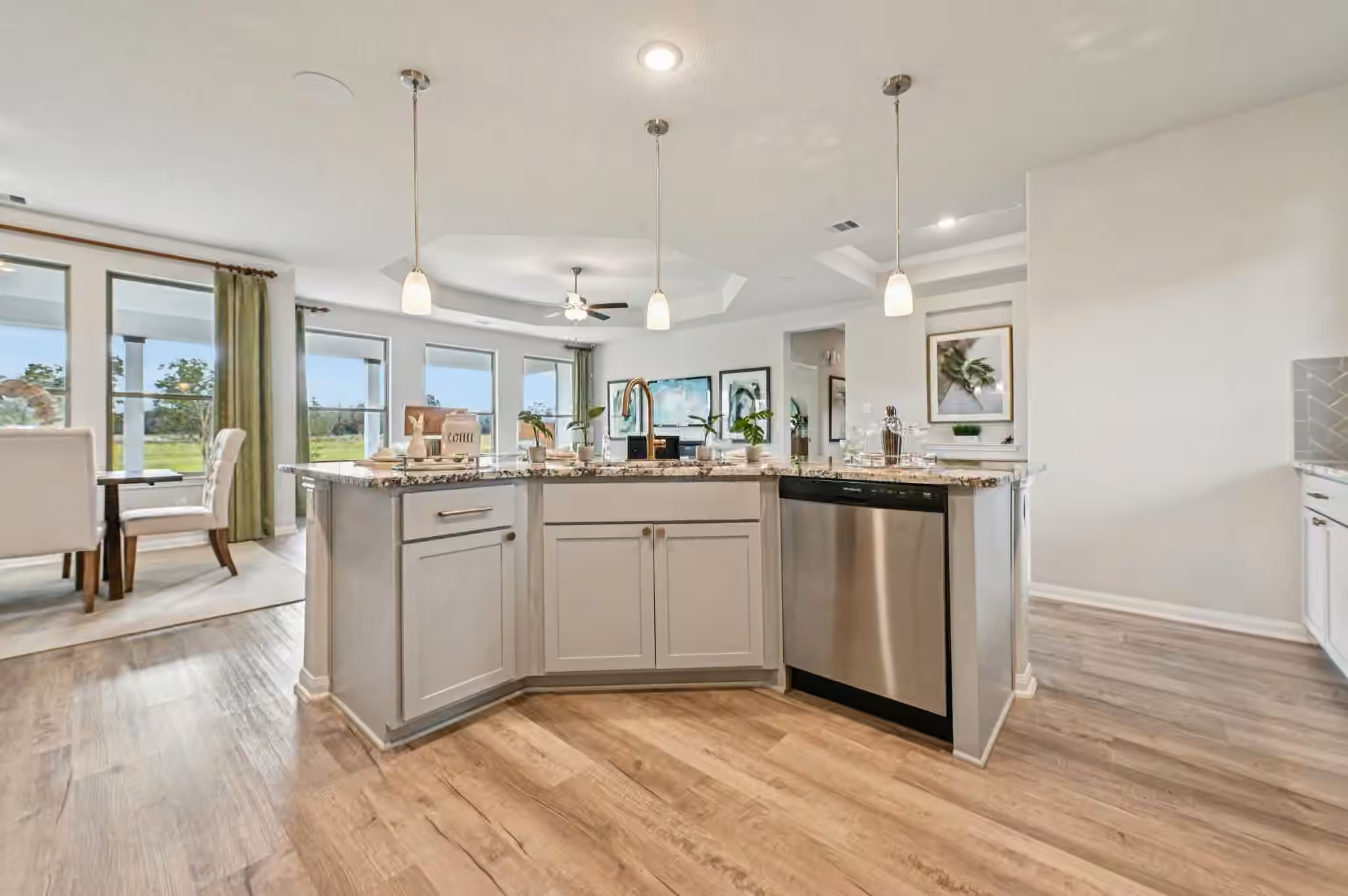 Photo 7 of 13621 Armstrong Street, Conroe, TX
