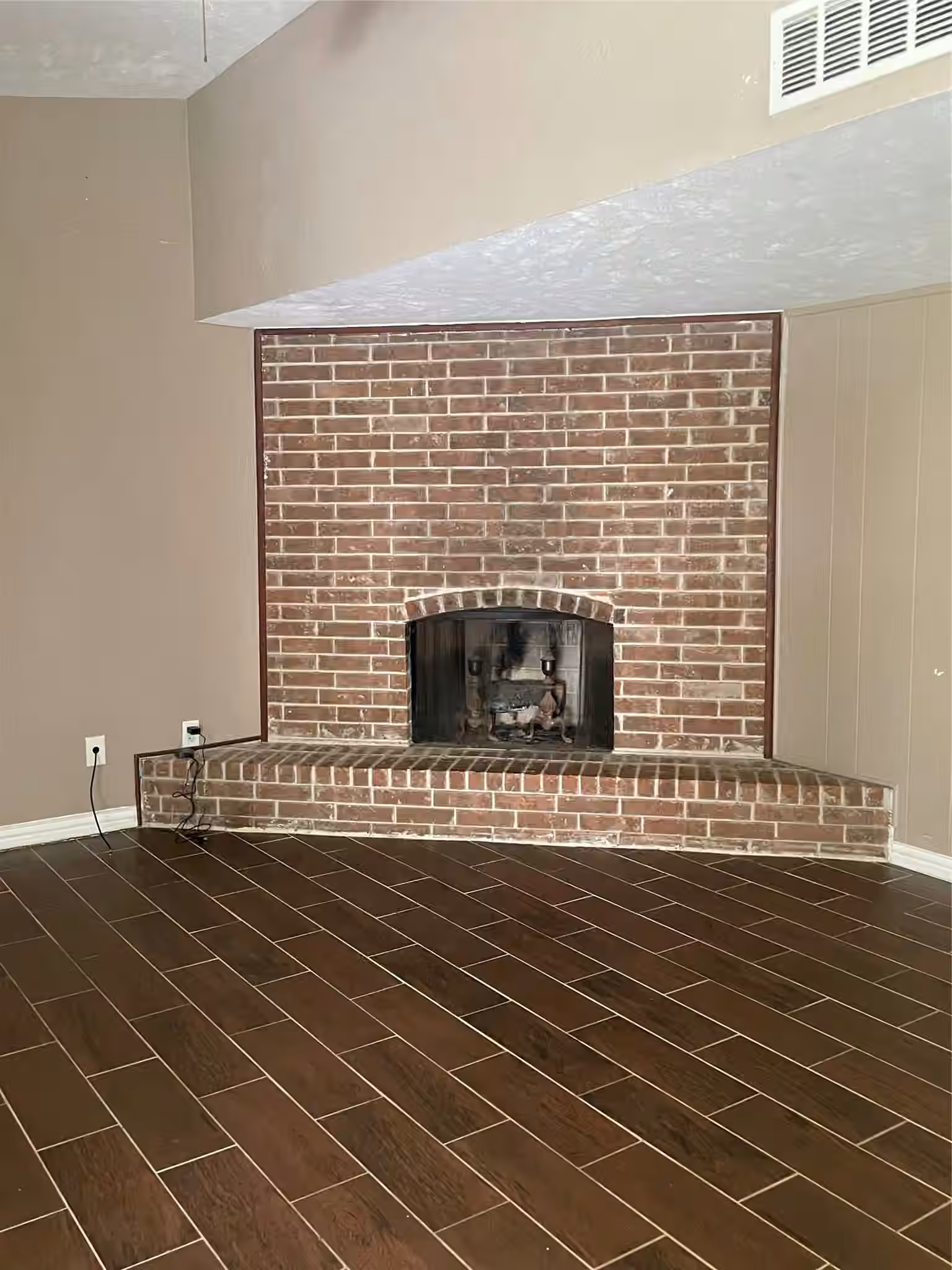 Photo 3 of 2242 Stillmeadow Drive, Missouri City, TX