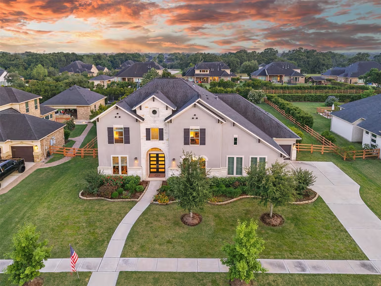 Photo of 29711 Hay Field Ln, Fulshear, TX 77406