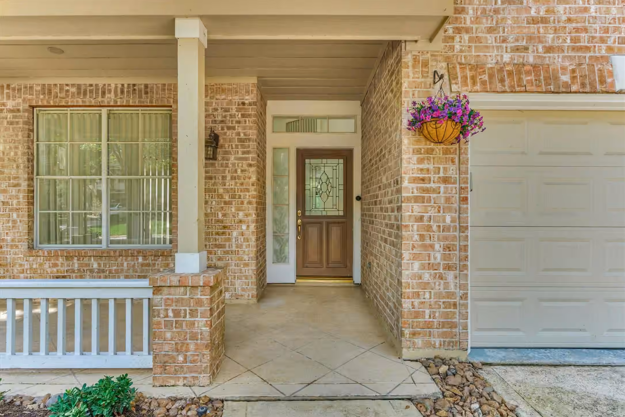 Photo 6 of 11 Vinca Trail, The Woodlands, TX
