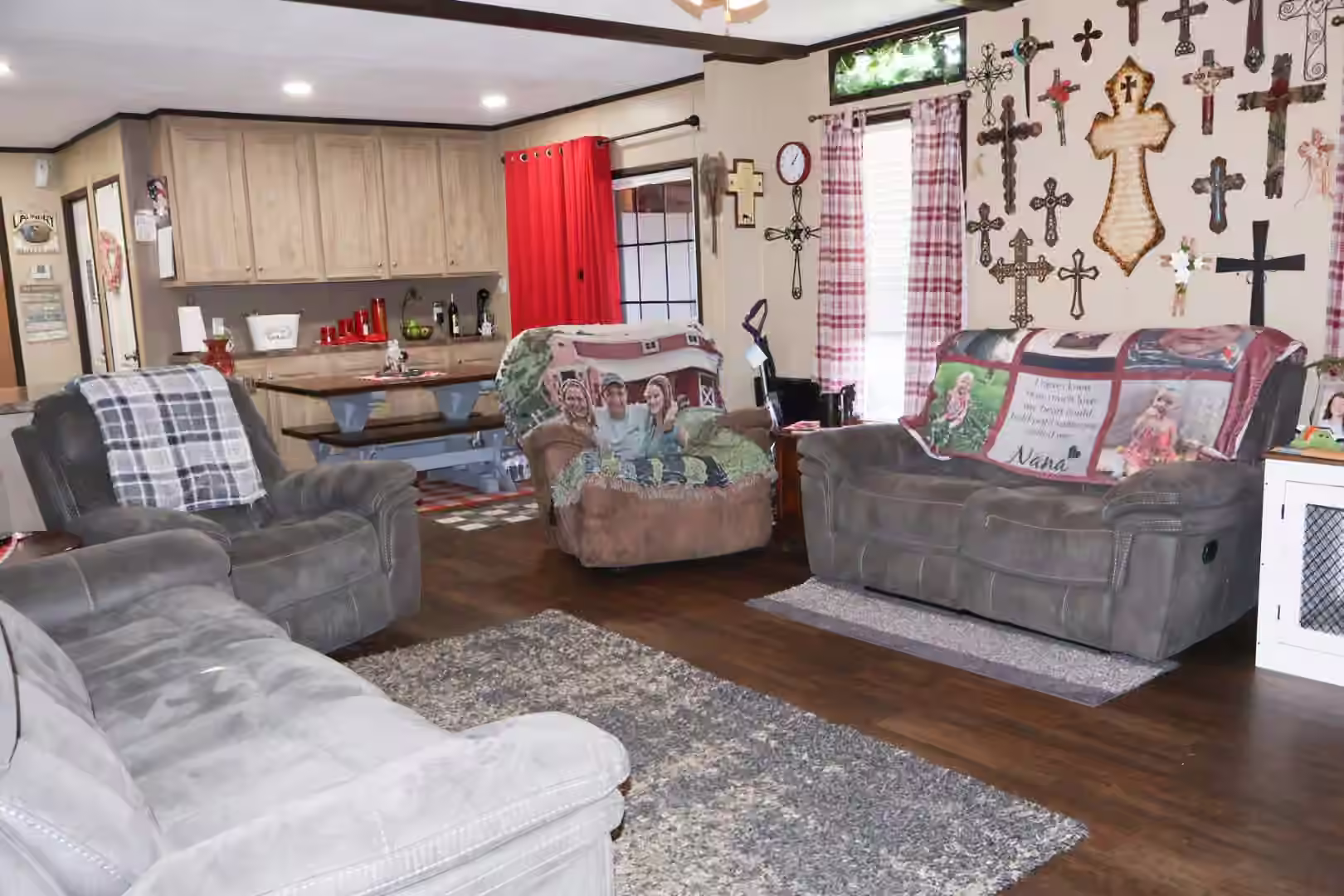 Photo 6 of 21625 County Road 3749d, Cleveland, TX