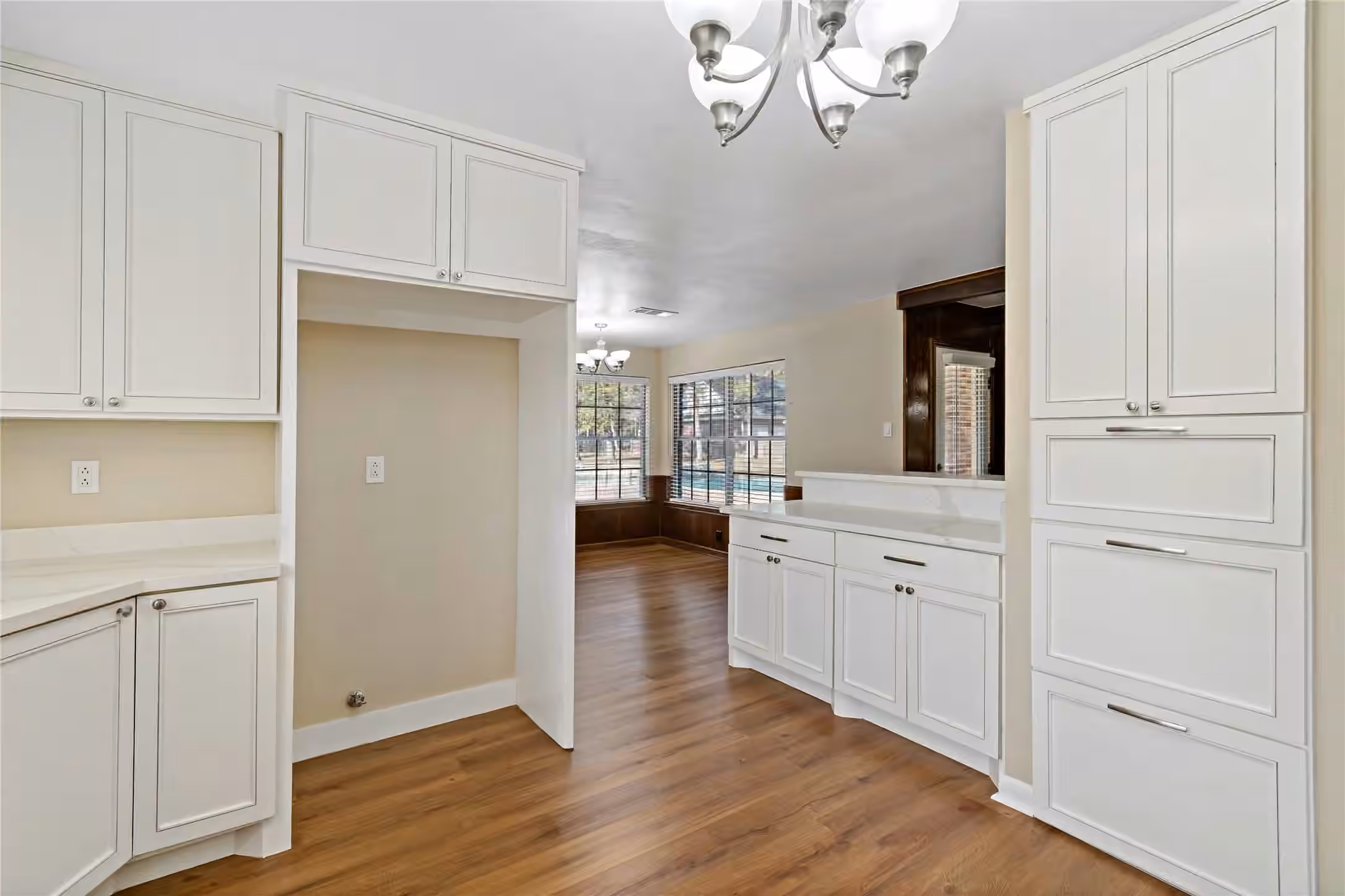 Photo 7 of 2404 Taylor Lane, Pearland, TX