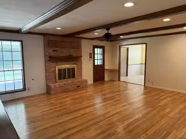 Photo 6 of 1511 Hamlin Valley Drive, Houston, TX