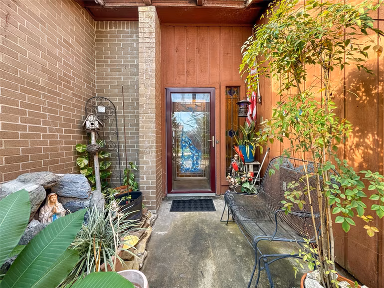 Photo 4 of 4619 Ironwood Drive, Baytown, TX