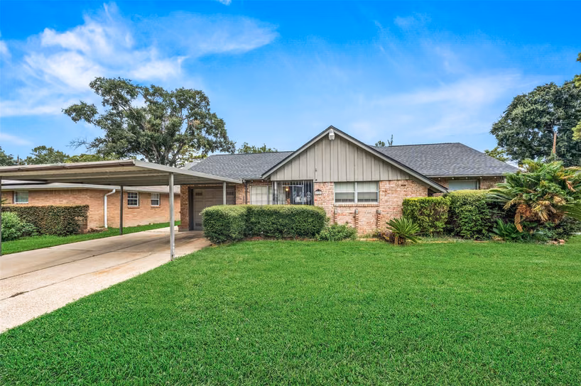 Photo 2 of 2322 Ansbury Drive, Houston, TX