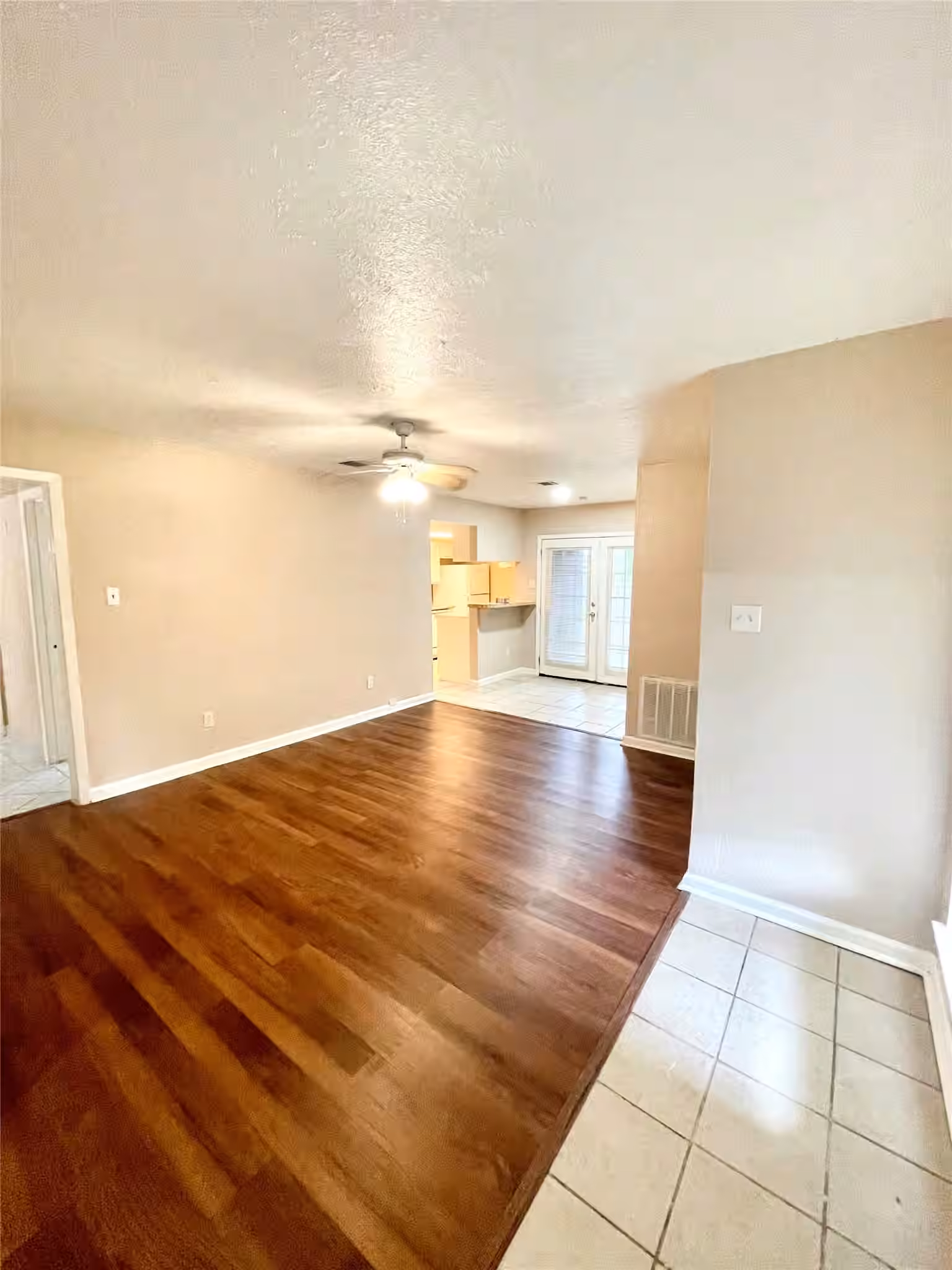 Photo 6 of 11906 Binghampton Drive, Houston, TX