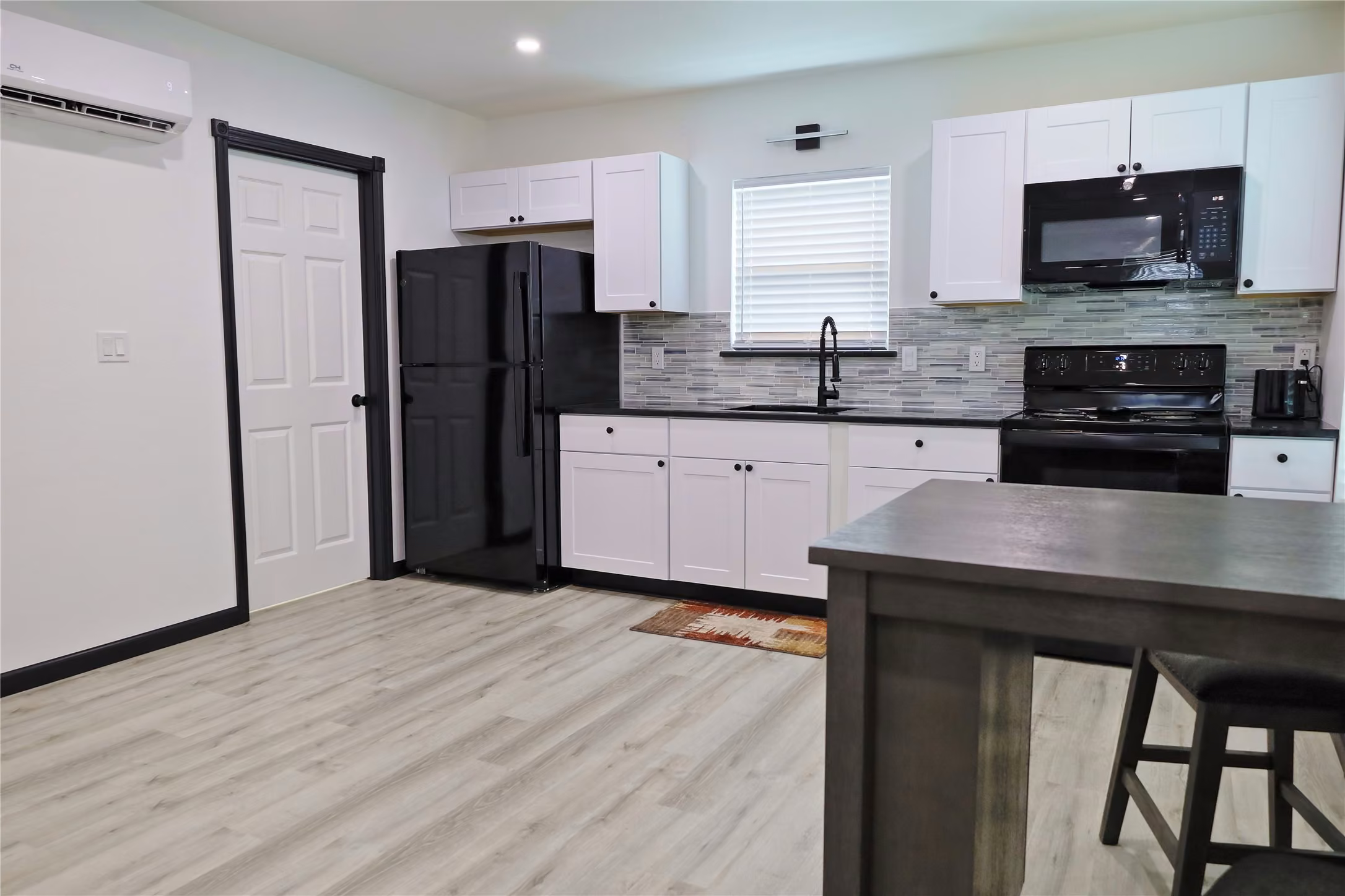 Photo 7 of 4402 Zelsky Road, Freeport, TX