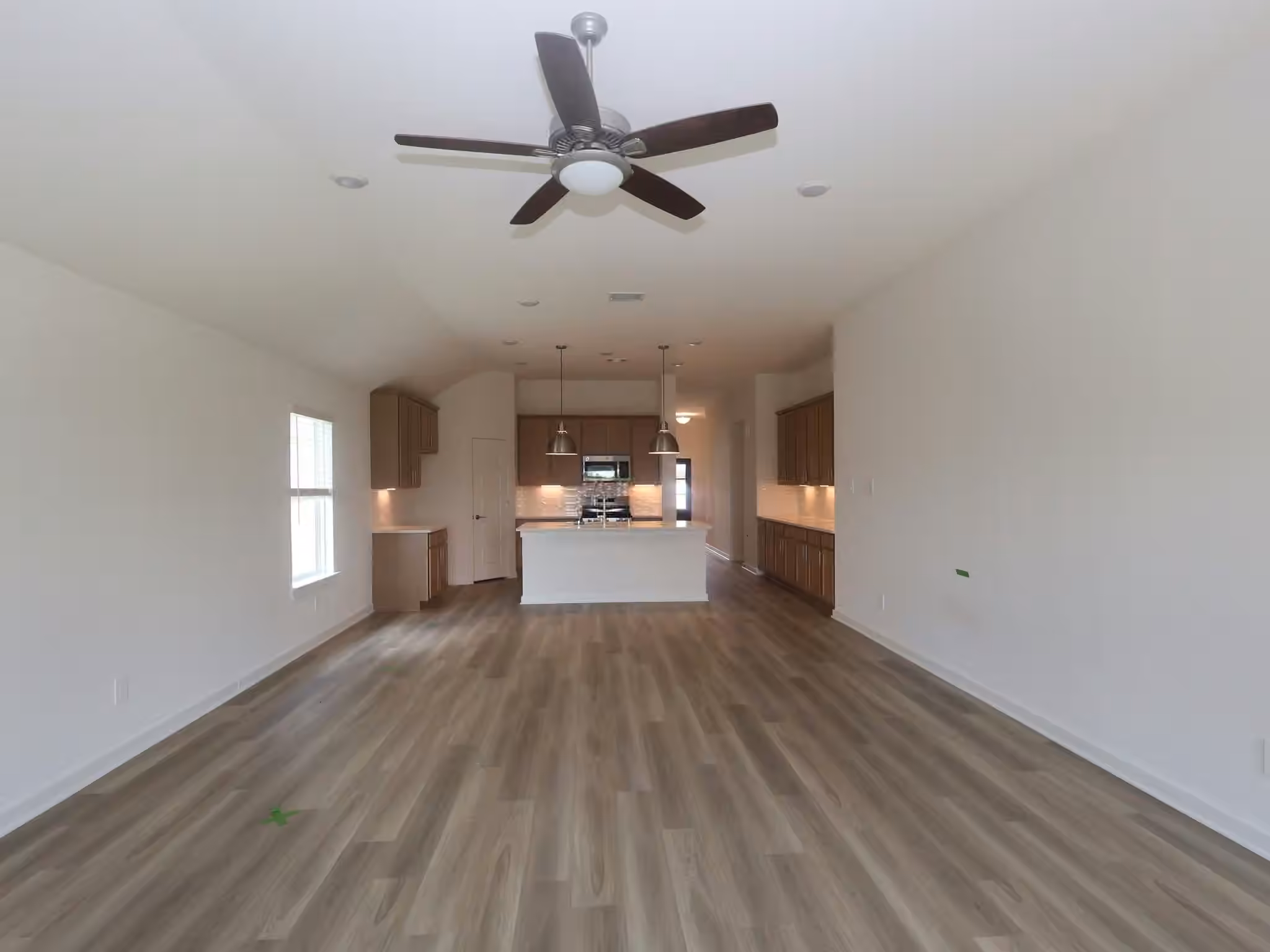 Photo 5 of 16819 Zavala Way, Montgomery, TX