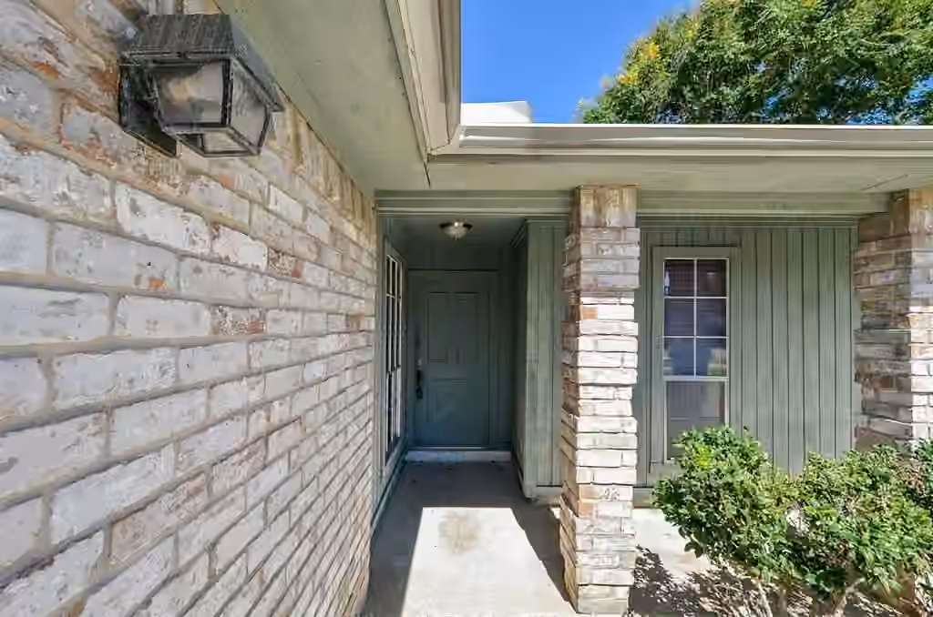 Photo 2 of 13326 Pantano Drive, Houston, TX