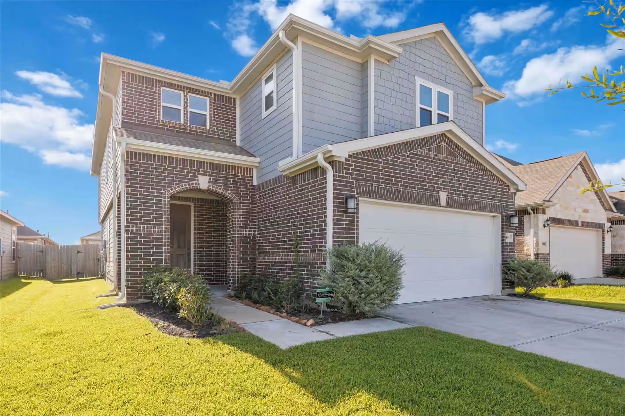Photo of 2111 Katalonia Lane, Fresno, TX