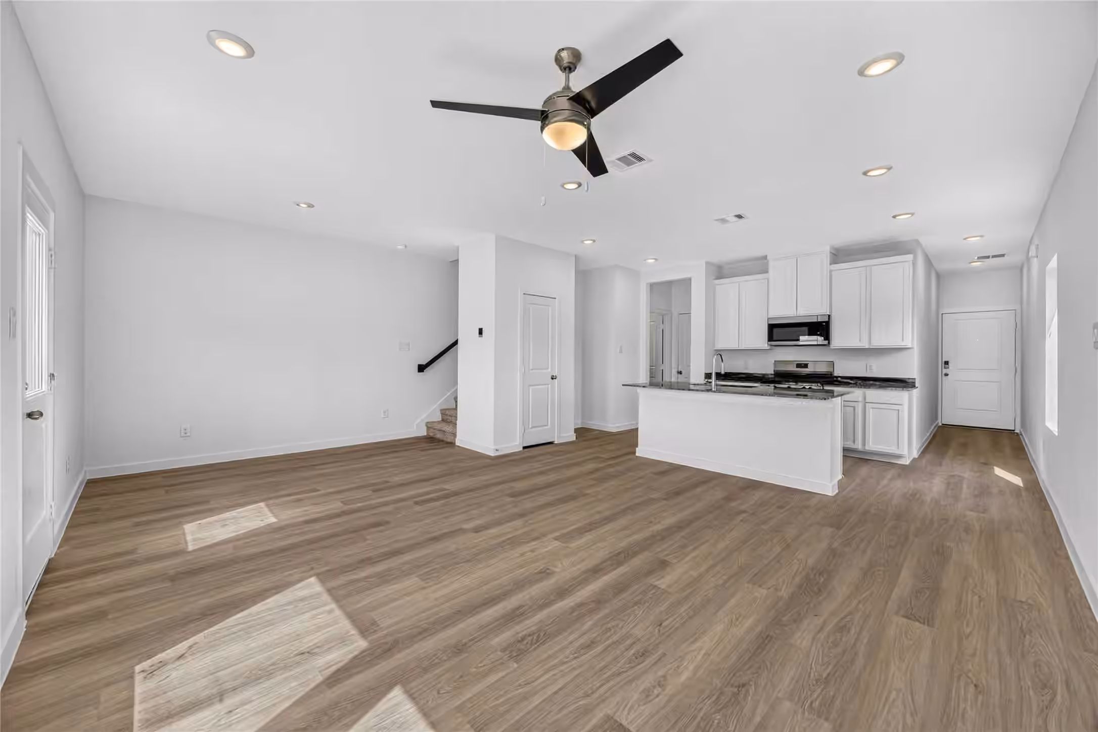 Photo 6 of 12920 Ami and Tami Place, Houston, TX