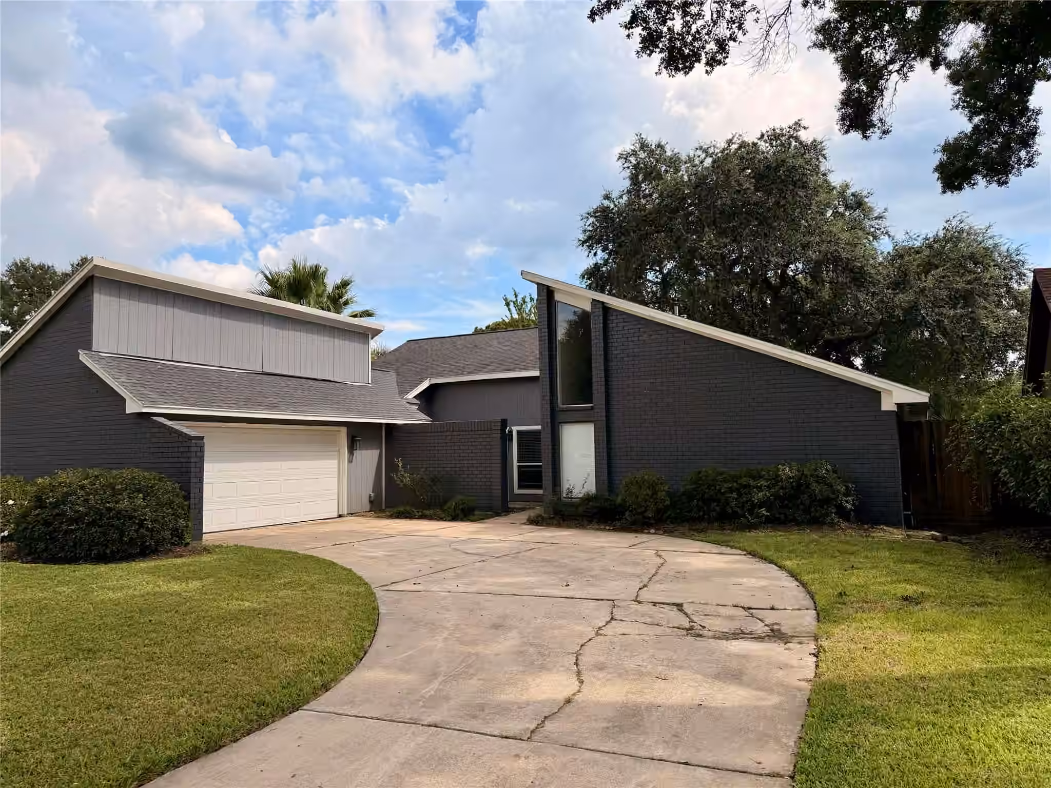 Photo of 15623 Sandy Hill Drive, Houston, TX 77084
