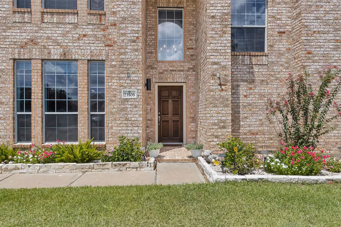 Photo 5 of 23506 Seven Coves Court, Richmond, TX
