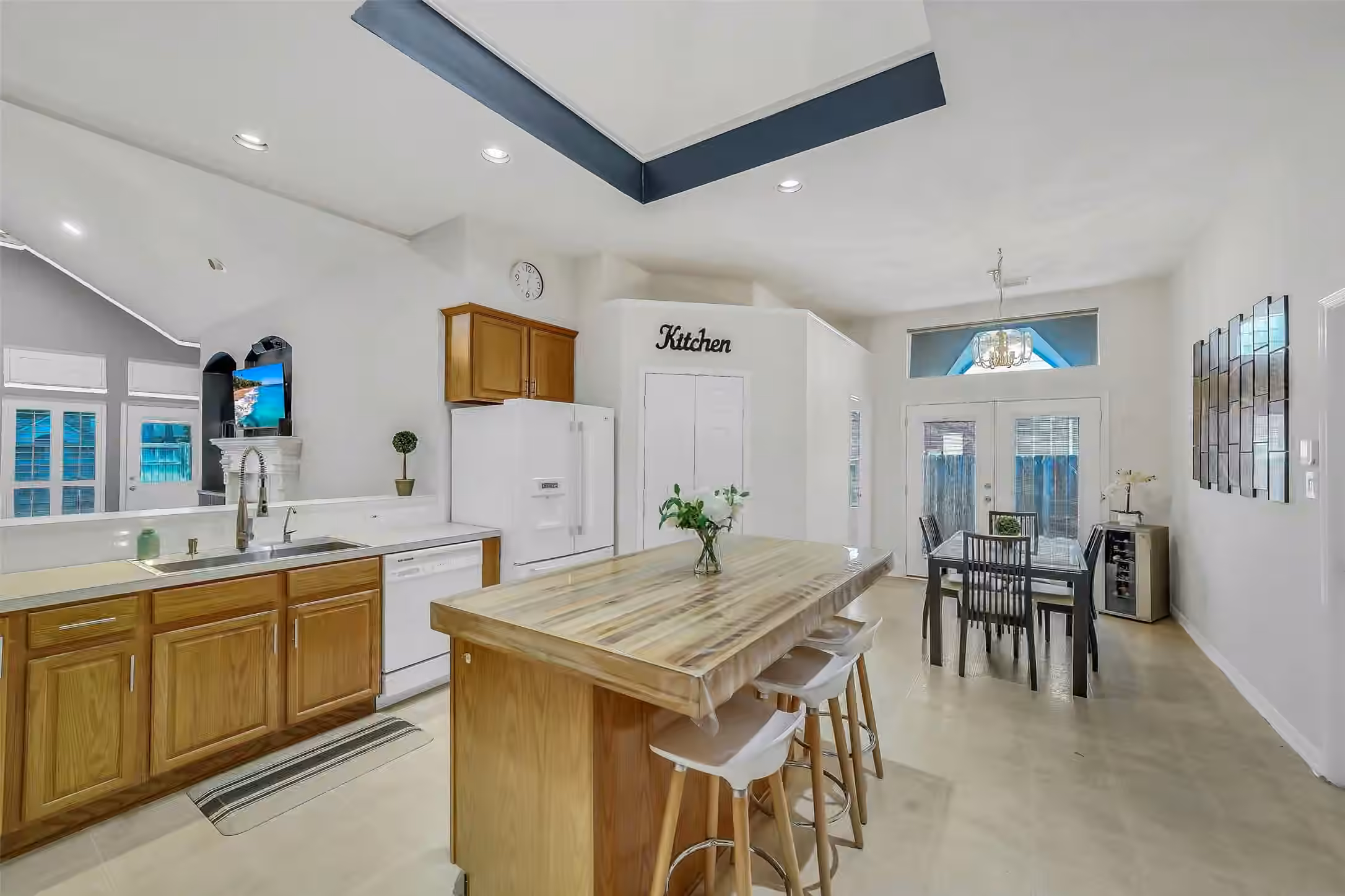 Photo 5 of 11219 Timbercreek Falls Drive, Houston, TX