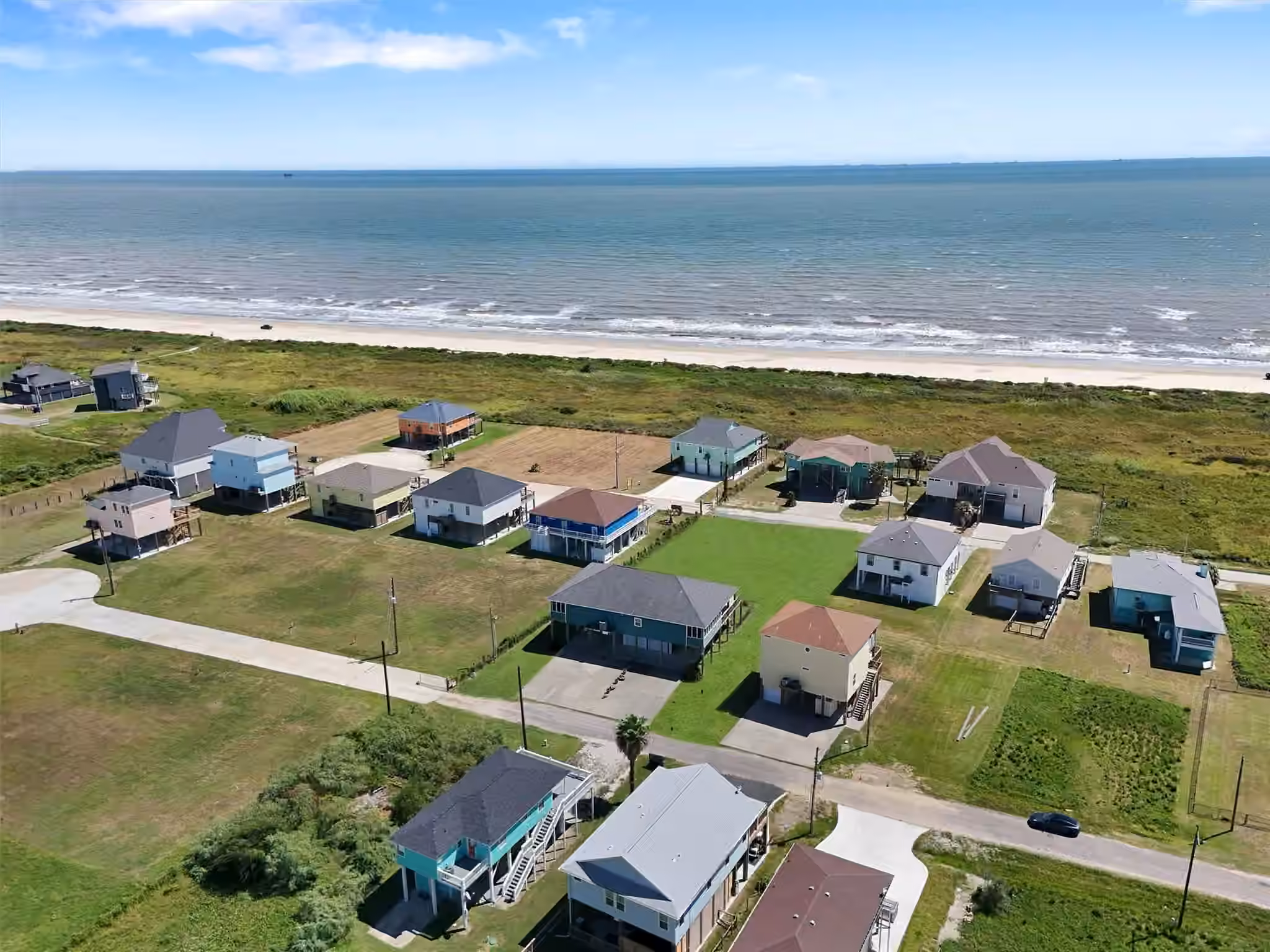 Photo 4 of 172 Ocean View Drive Drive, Crystal Beach, TX