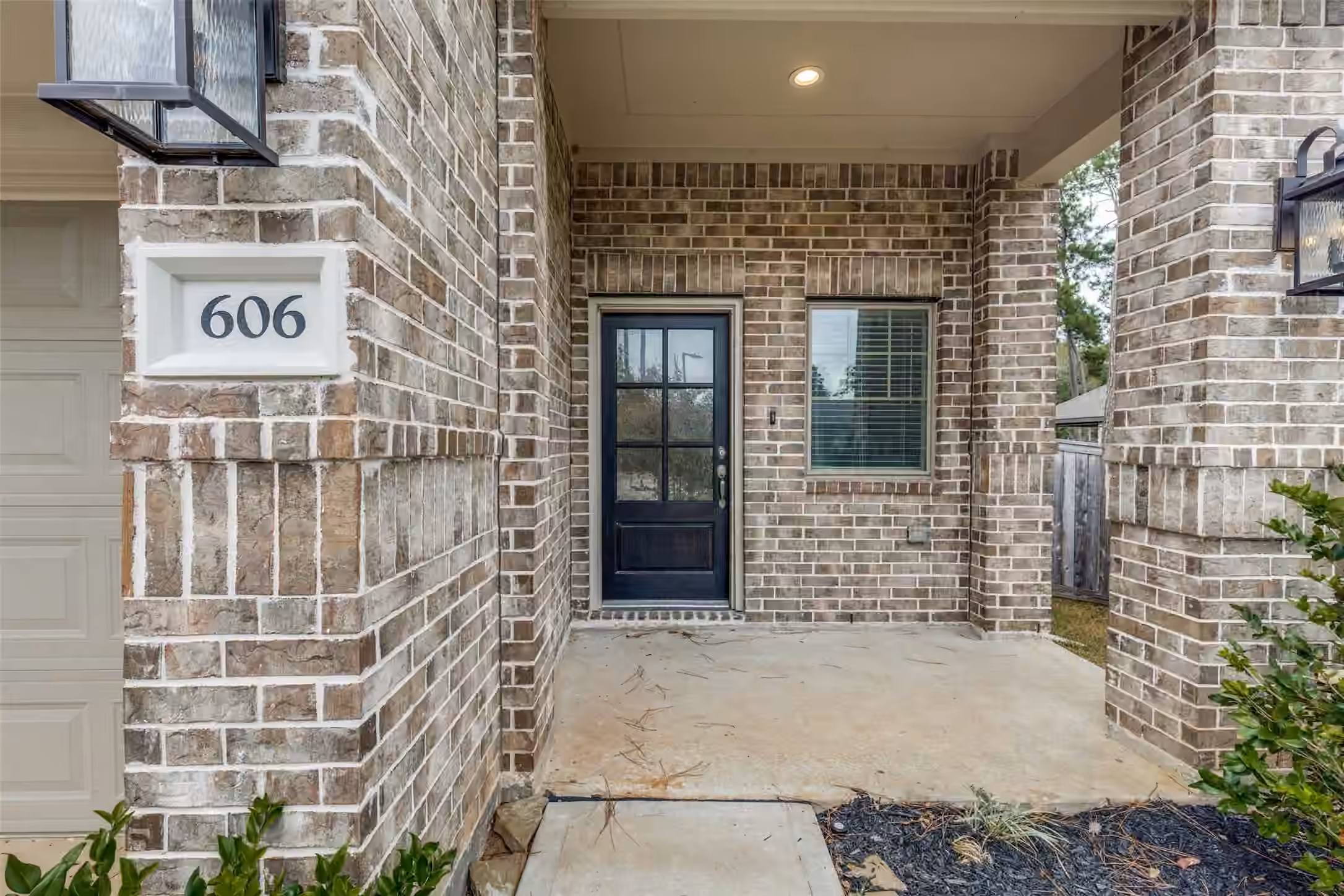 Photo 2 of 606 Pecan Hickory Court, Willis, TX